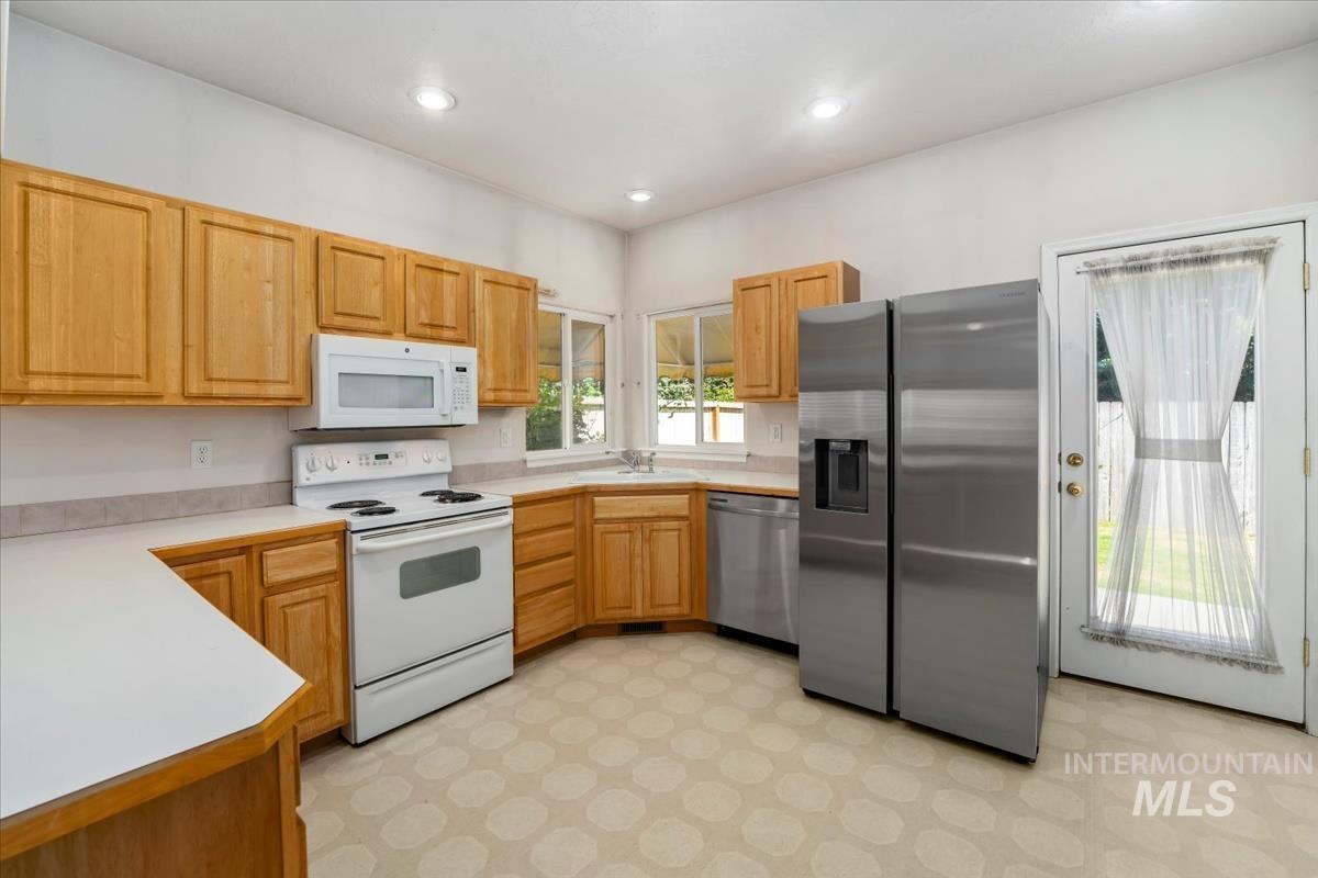 11374 W Arch St, Boise, Idaho 83713, 2 Bedrooms, 1.5 Bathrooms, Residential For Sale, Price $325,000, 98992984