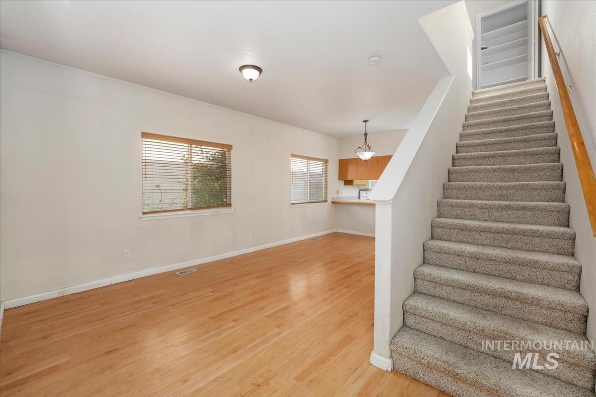 11374 W Arch St, Boise, Idaho 83713, 2 Bedrooms, 1.5 Bathrooms, Residential For Sale, Price $325,000, 98992984