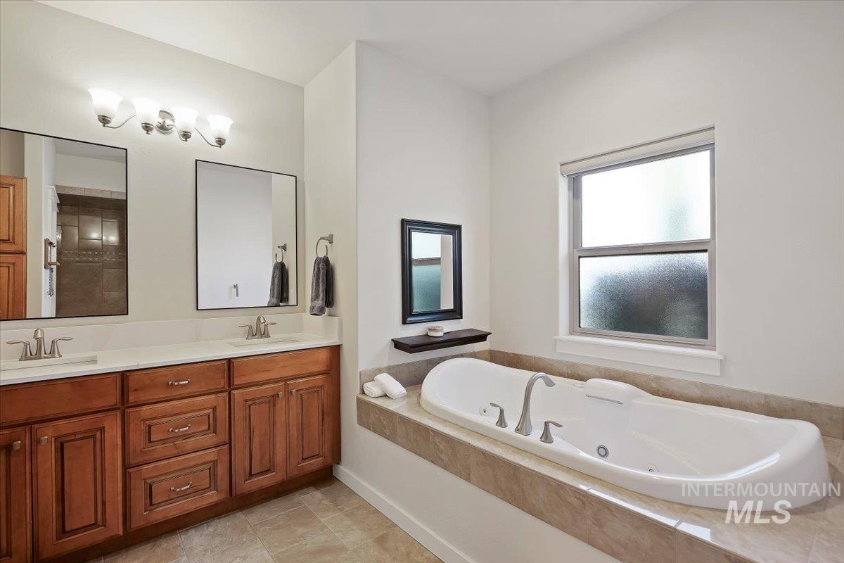653 Travelers Way, Twin Falls, Idaho 83301, 4 Bedrooms, 2 Bathrooms, Residential For Sale, Price $539,000, 98992986