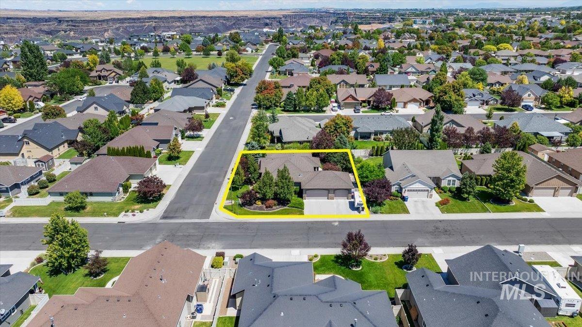 653 Travelers Way, Twin Falls, Idaho 83301, 4 Bedrooms, 2 Bathrooms, Residential For Sale, Price $539,000, 98992986