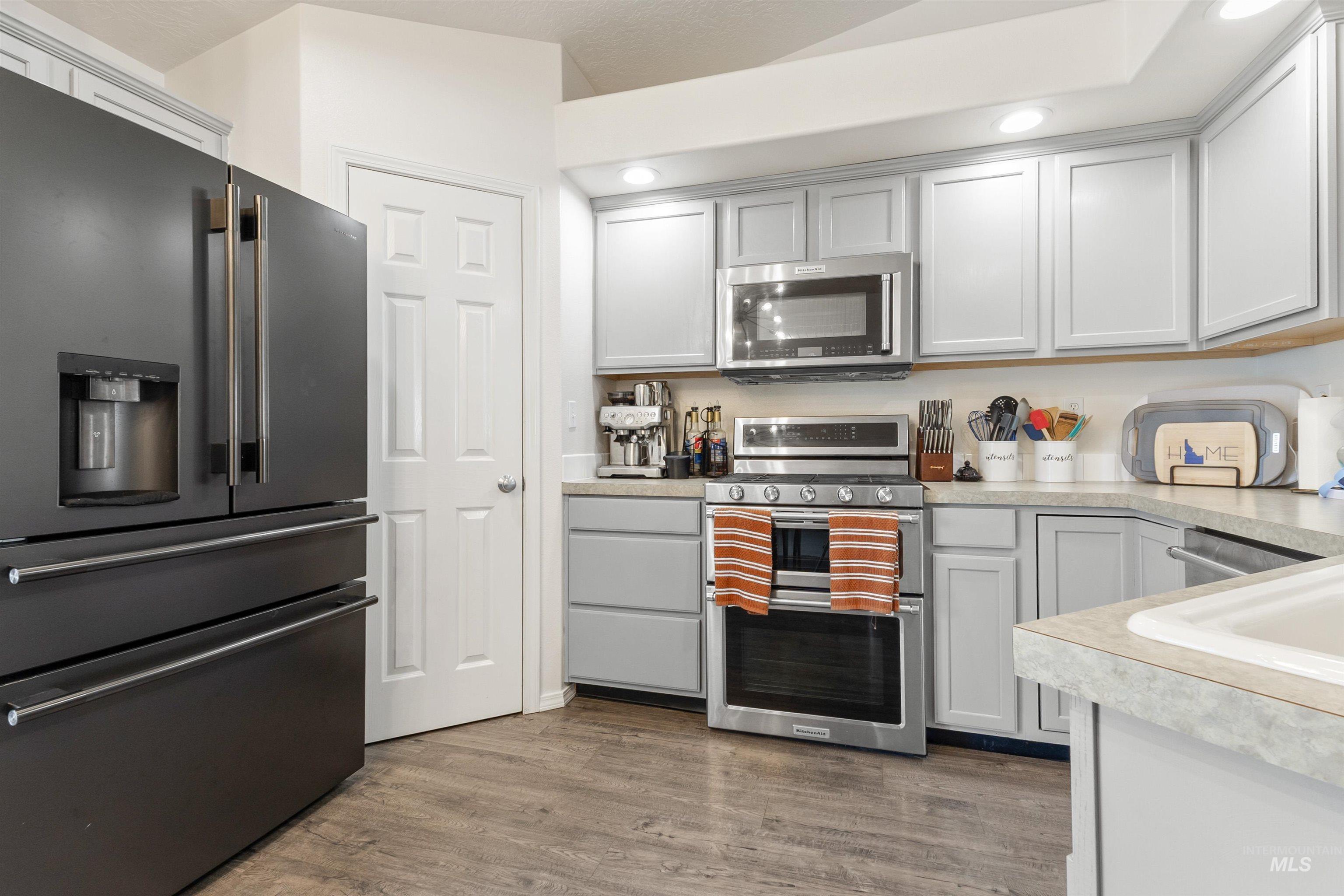 3309 E Princess Amy Ct, Nampa, Idaho 83686-1346, 3 Bedrooms, 2 Bathrooms, Residential For Sale, Price $359,000,MLS 98992988