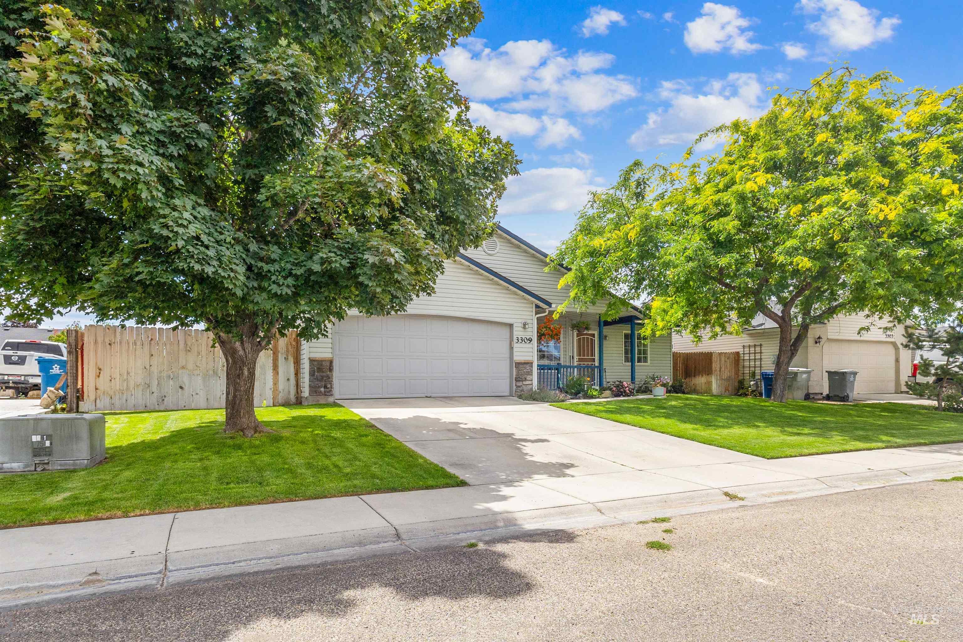 3309 E Princess Amy Ct, Nampa, Idaho 83686-1346, 3 Bedrooms, 2 Bathrooms, Residential For Sale, Price $359,000,MLS 98992988