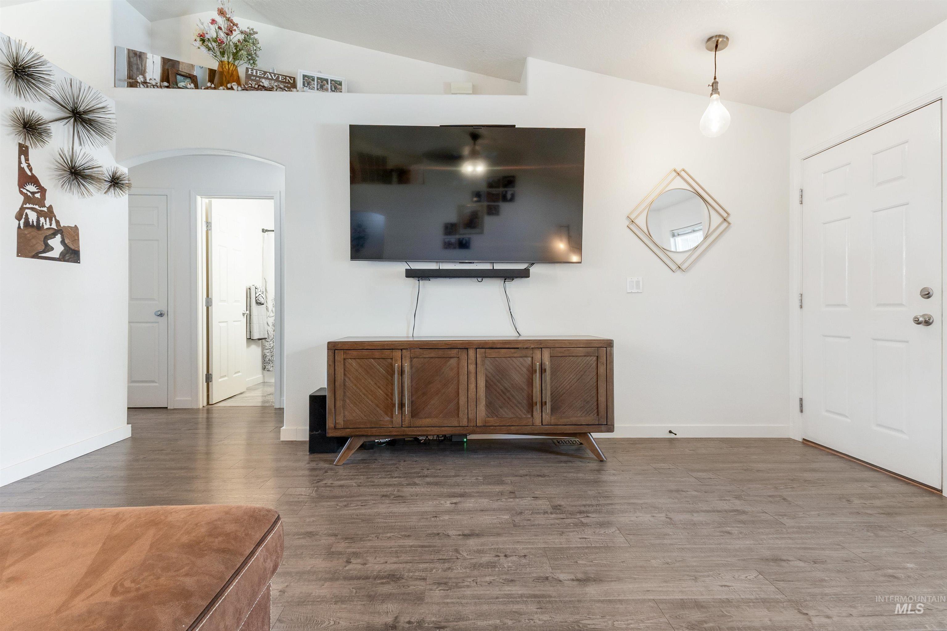 3309 E Princess Amy Ct, Nampa, Idaho 83686-1346, 3 Bedrooms, 2 Bathrooms, Residential For Sale, Price $359,000,MLS 98992988