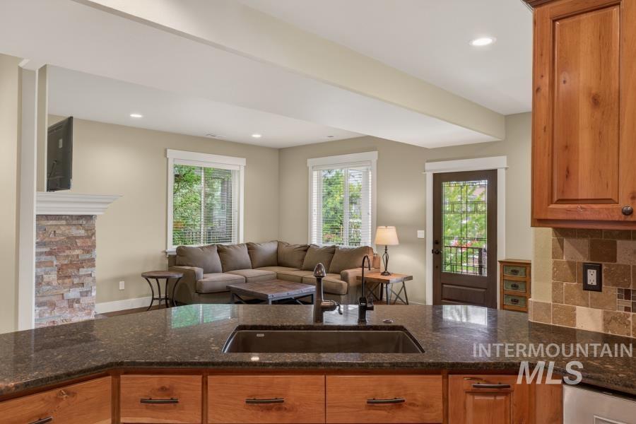 2509 White Avenue, Moscow, Idaho 83843, 3 Bedrooms, 2.5 Bathrooms, Residential For Sale, Price $559,000, 98992990