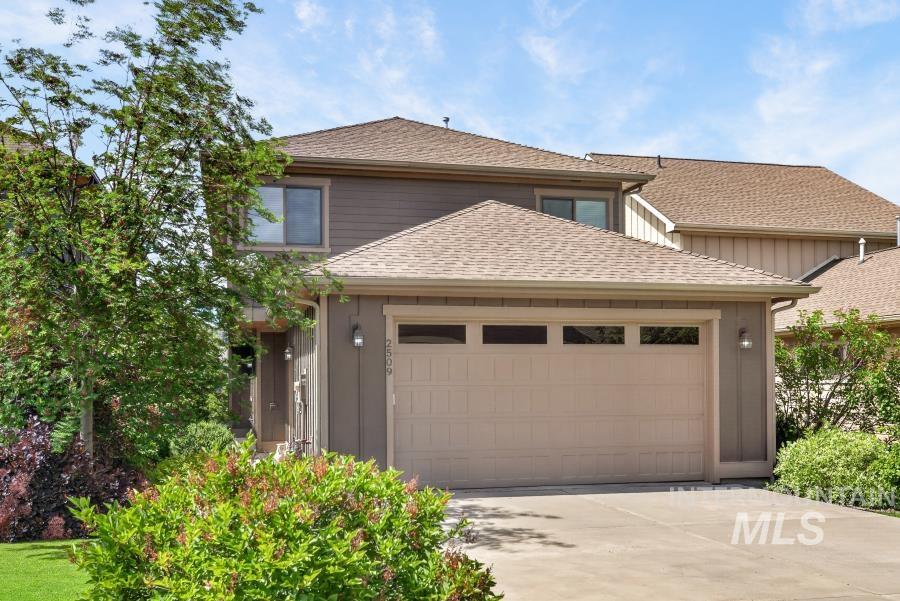 2509 White Avenue, Moscow, Idaho 83843, 3 Bedrooms, 2.5 Bathrooms, Residential For Sale, Price $559,000, 98992990