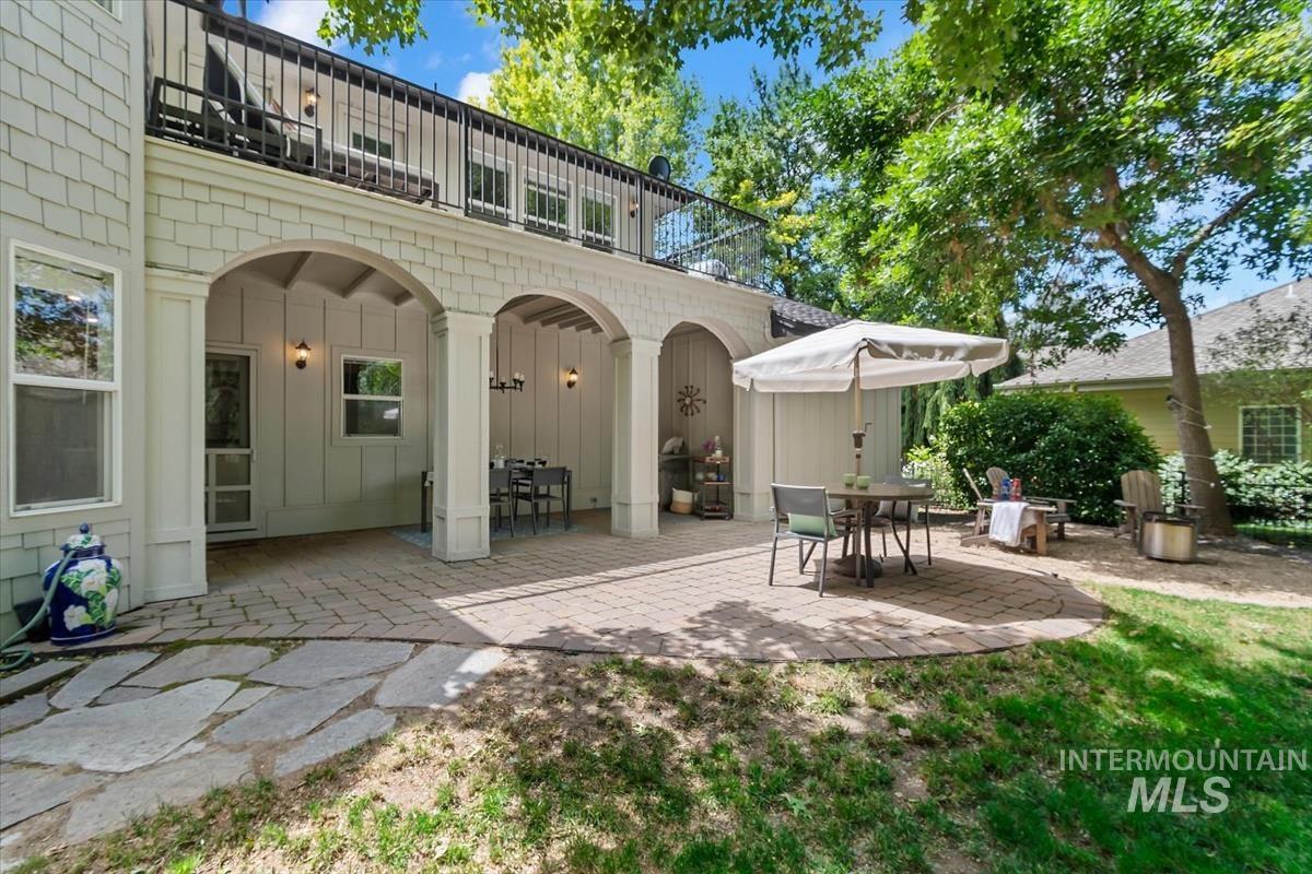552 E River Quarry Ct., Eagle, Idaho 83616, 4 Bedrooms, 2.5 Bathrooms, Residential For Sale, Price $998,000, 98992992