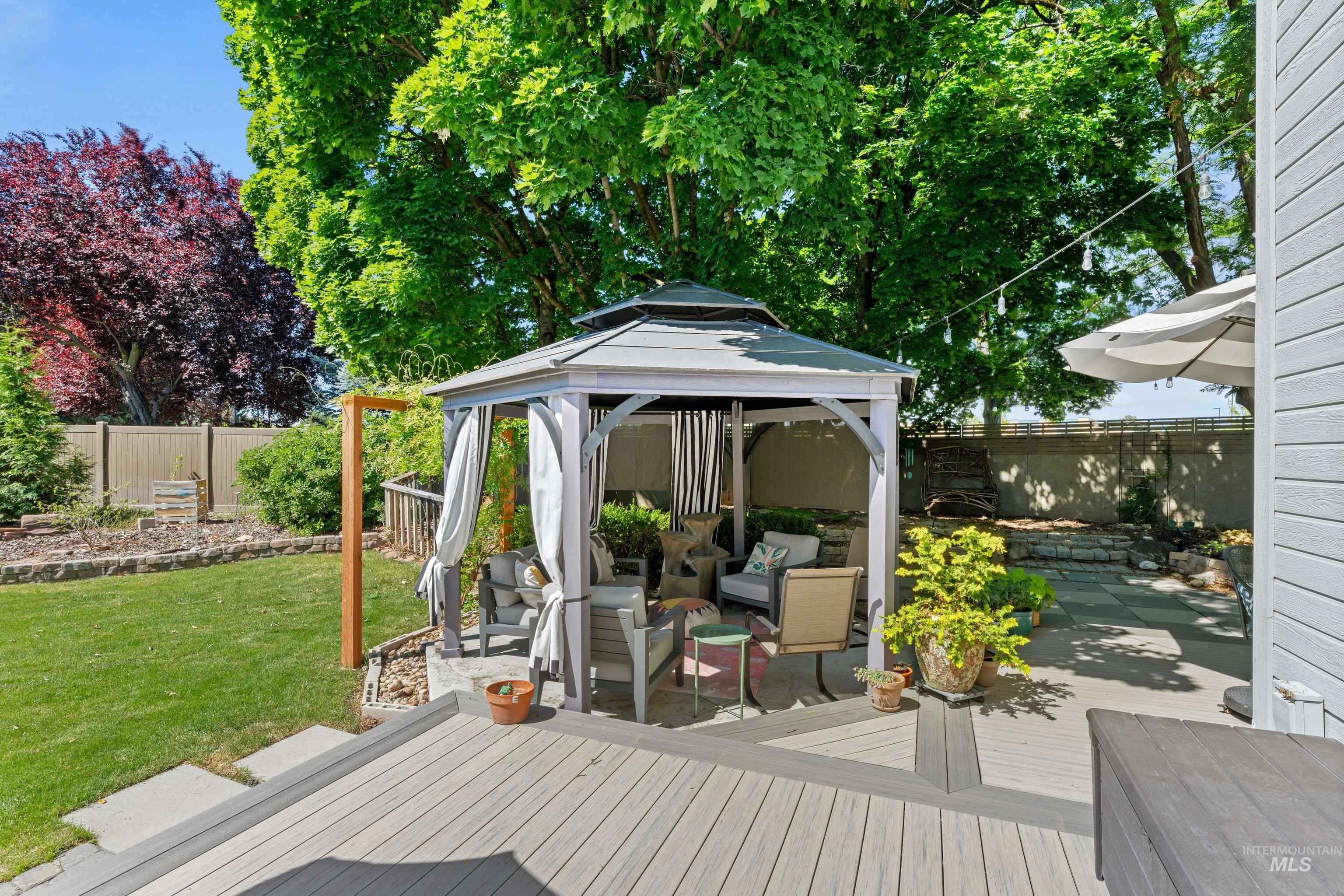 8155 W Burntree Ct, Boise, Idaho 83704, 5 Bedrooms, 3 Bathrooms, Residential For Sale, Price $814,900,MLS 98992993