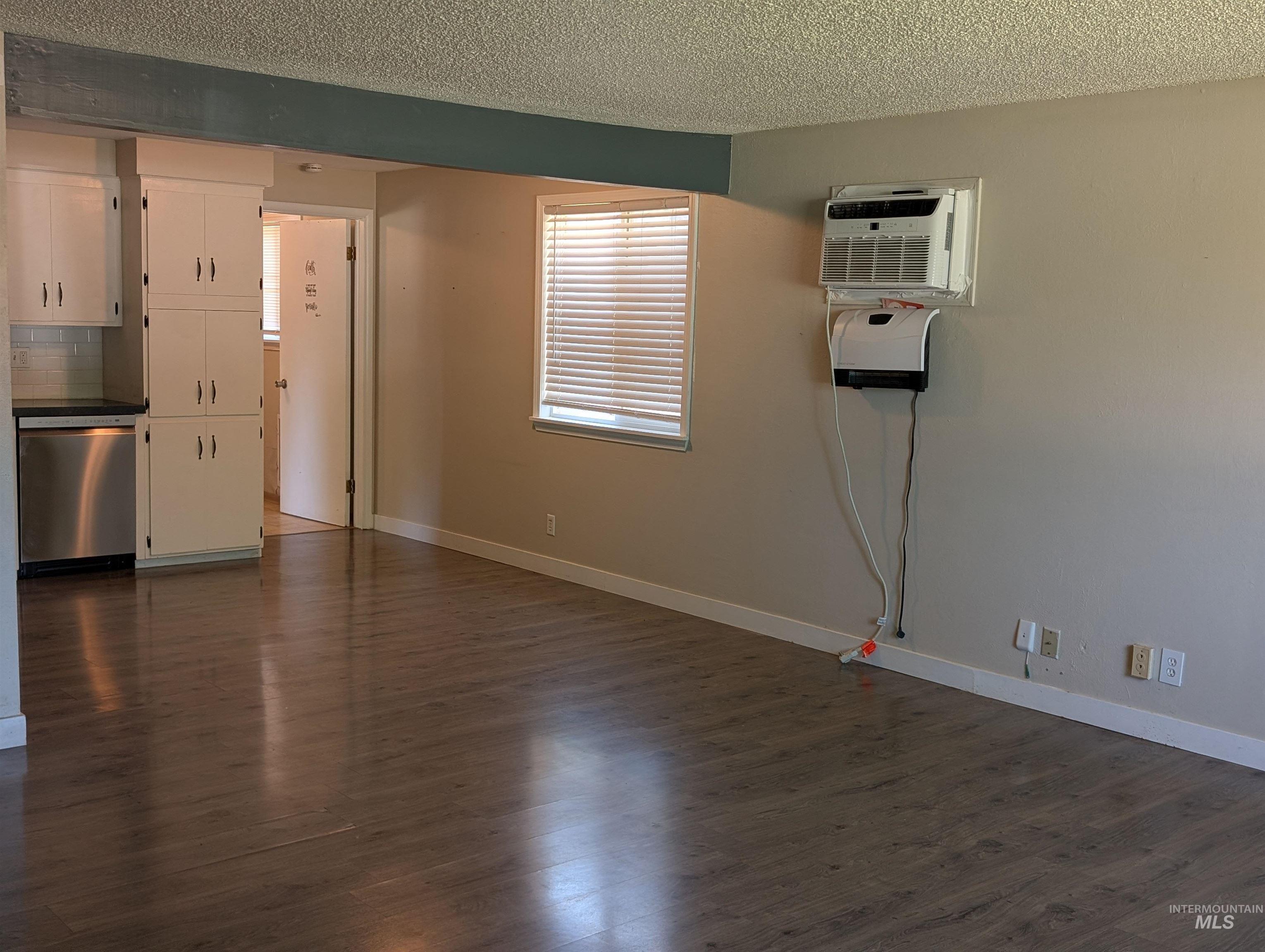 604 19th Ave South, Nampa, Idaho 83651, 2 Bedrooms, 1 Bathroom, Residential For Sale, Price $308,000, 98992995