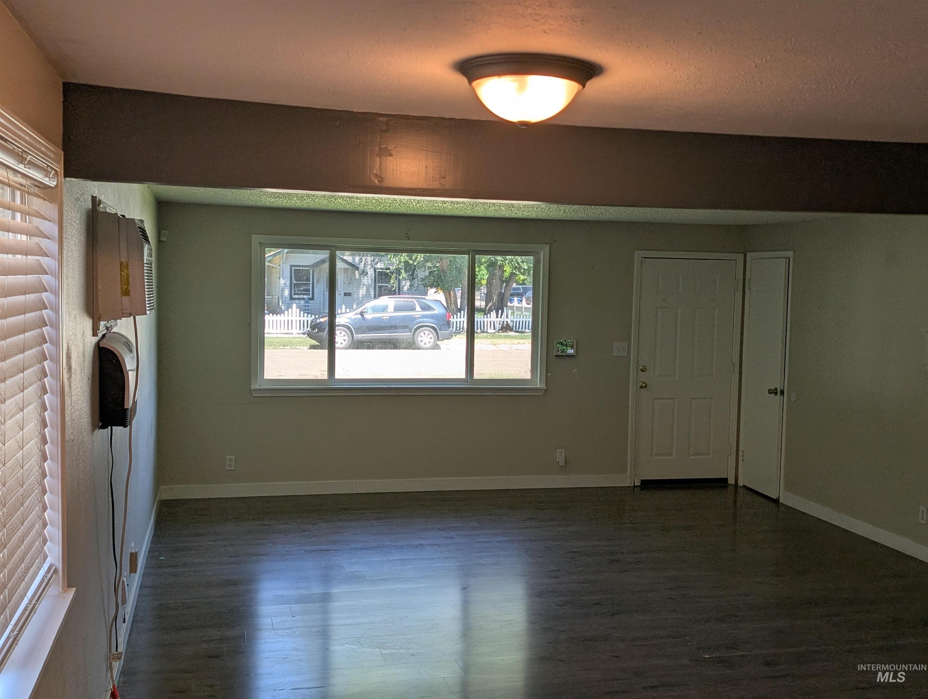 604 19th Ave South, Nampa, Idaho 83651, 2 Bedrooms, 1 Bathroom, Residential For Sale, Price $308,000, 98992995