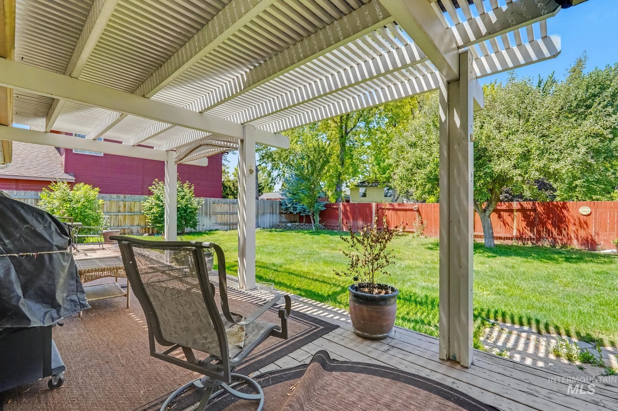 927 N Dawn Drive, Boise, Idaho 83713, 3 Bedrooms, 2 Bathrooms, Residential For Sale, Price $474,900,MLS 98992996