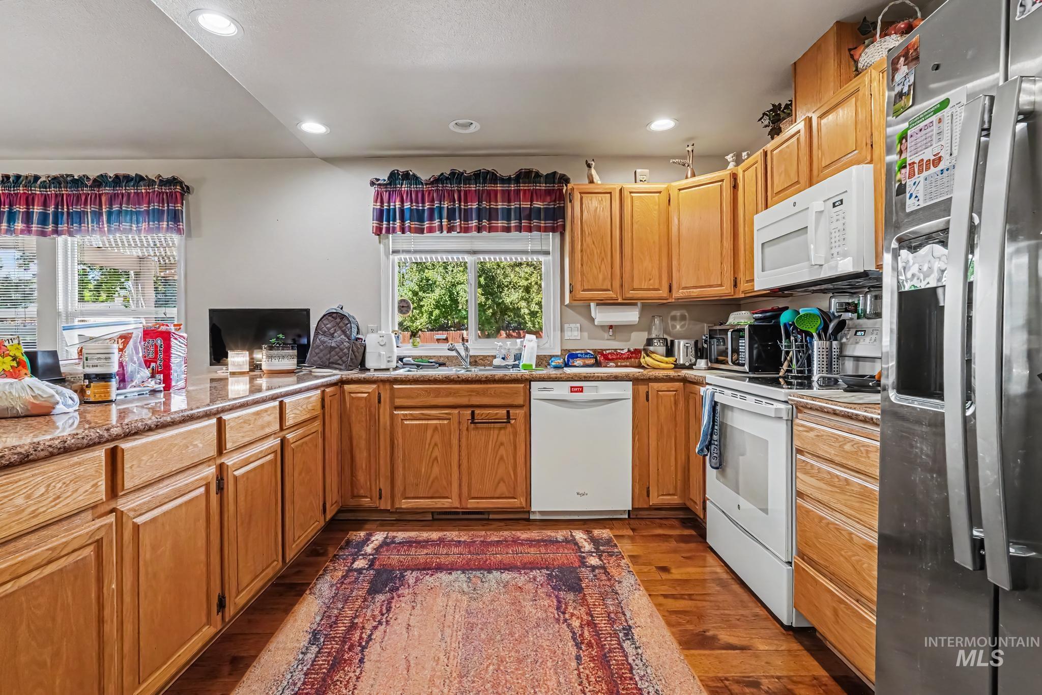 927 N Dawn Drive, Boise, Idaho 83713, 3 Bedrooms, 2 Bathrooms, Residential For Sale, Price $474,900,MLS 98992996