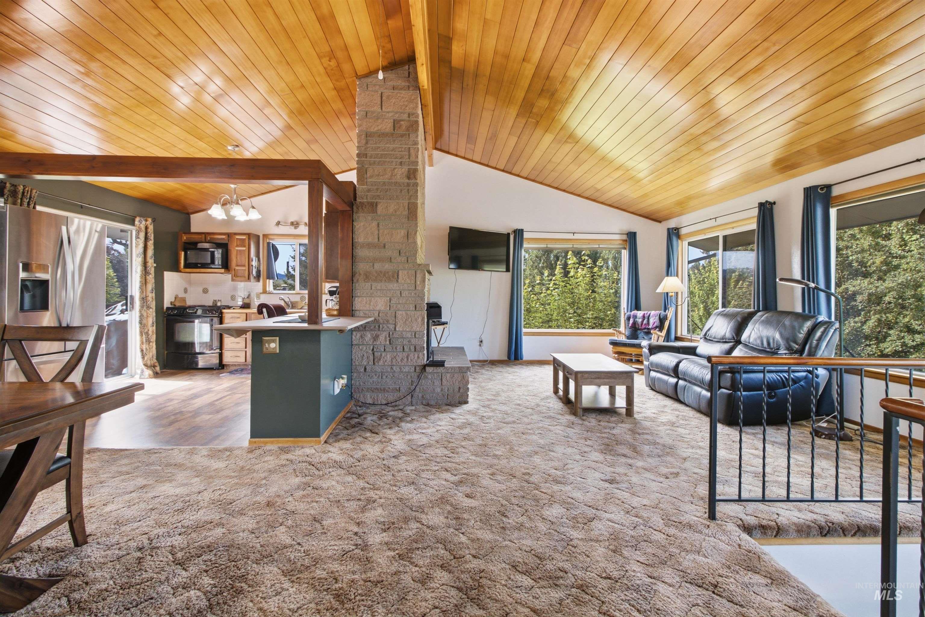 1426 View St, Moscow, Idaho 83843, 4 Bedrooms, 2 Bathrooms, Residential For Sale, Price $479,000,MLS 98992997