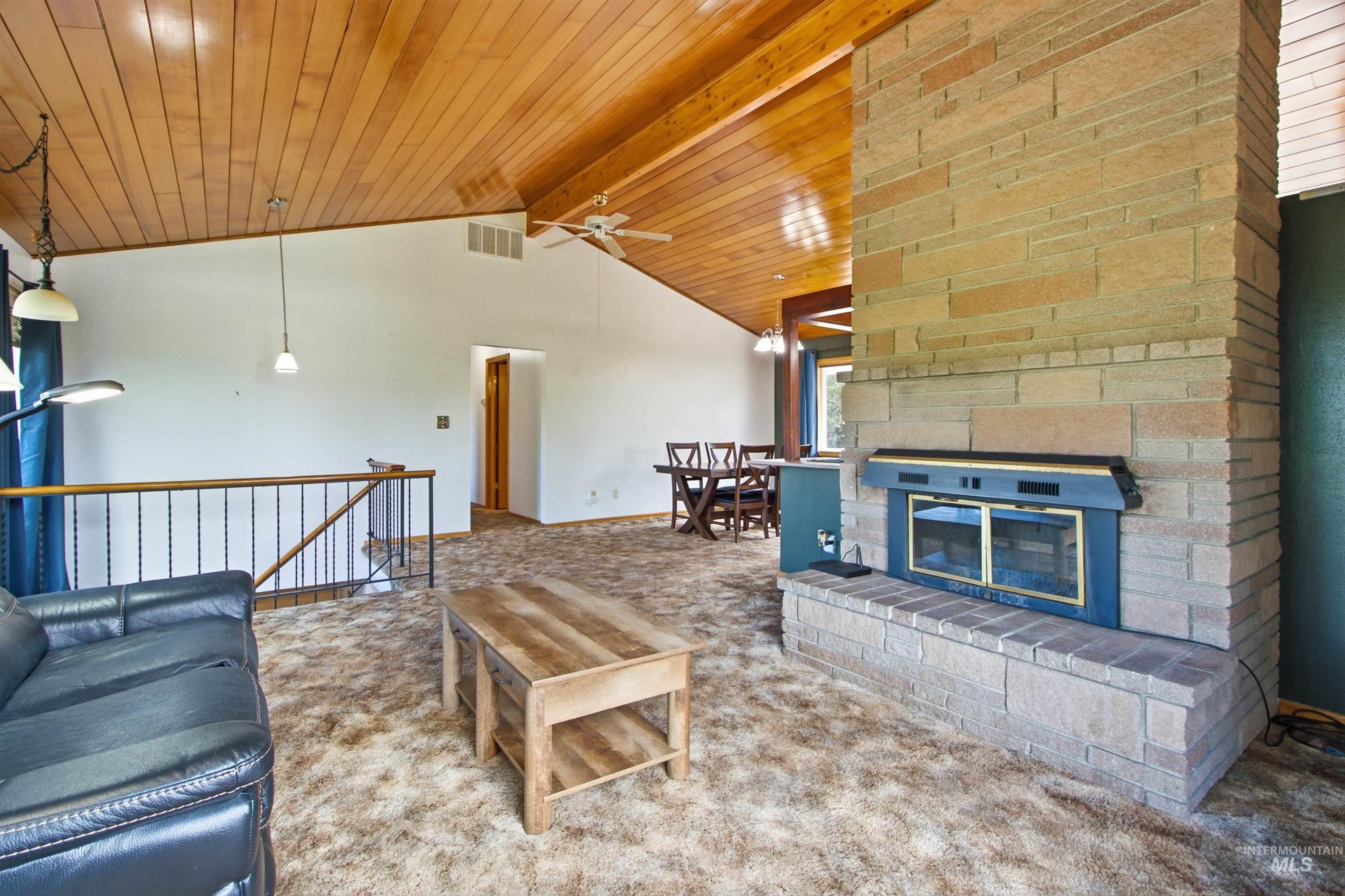 1426 View St, Moscow, Idaho 83843, 4 Bedrooms, 2 Bathrooms, Residential For Sale, Price $469,000, 98992997