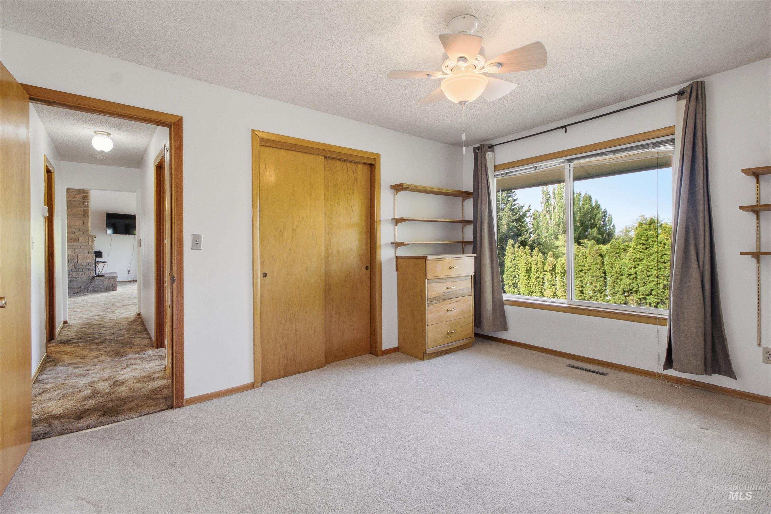 1426 View St, Moscow, Idaho 83843, 4 Bedrooms, 2 Bathrooms, Residential For Sale, Price $469,000, 98992997