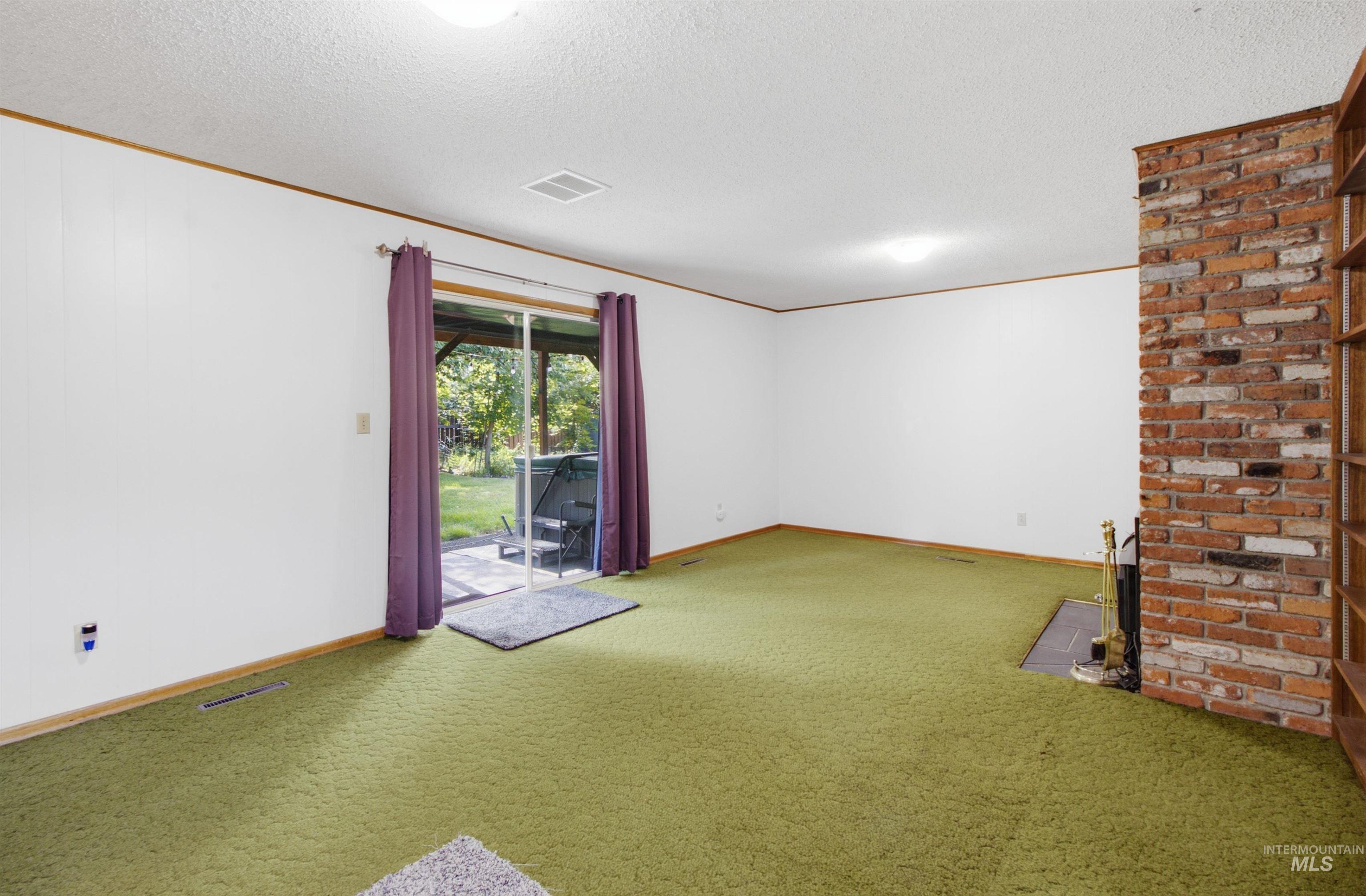 1426 View St, Moscow, Idaho 83843, 4 Bedrooms, 2 Bathrooms, Residential For Sale, Price $469,000, 98992997