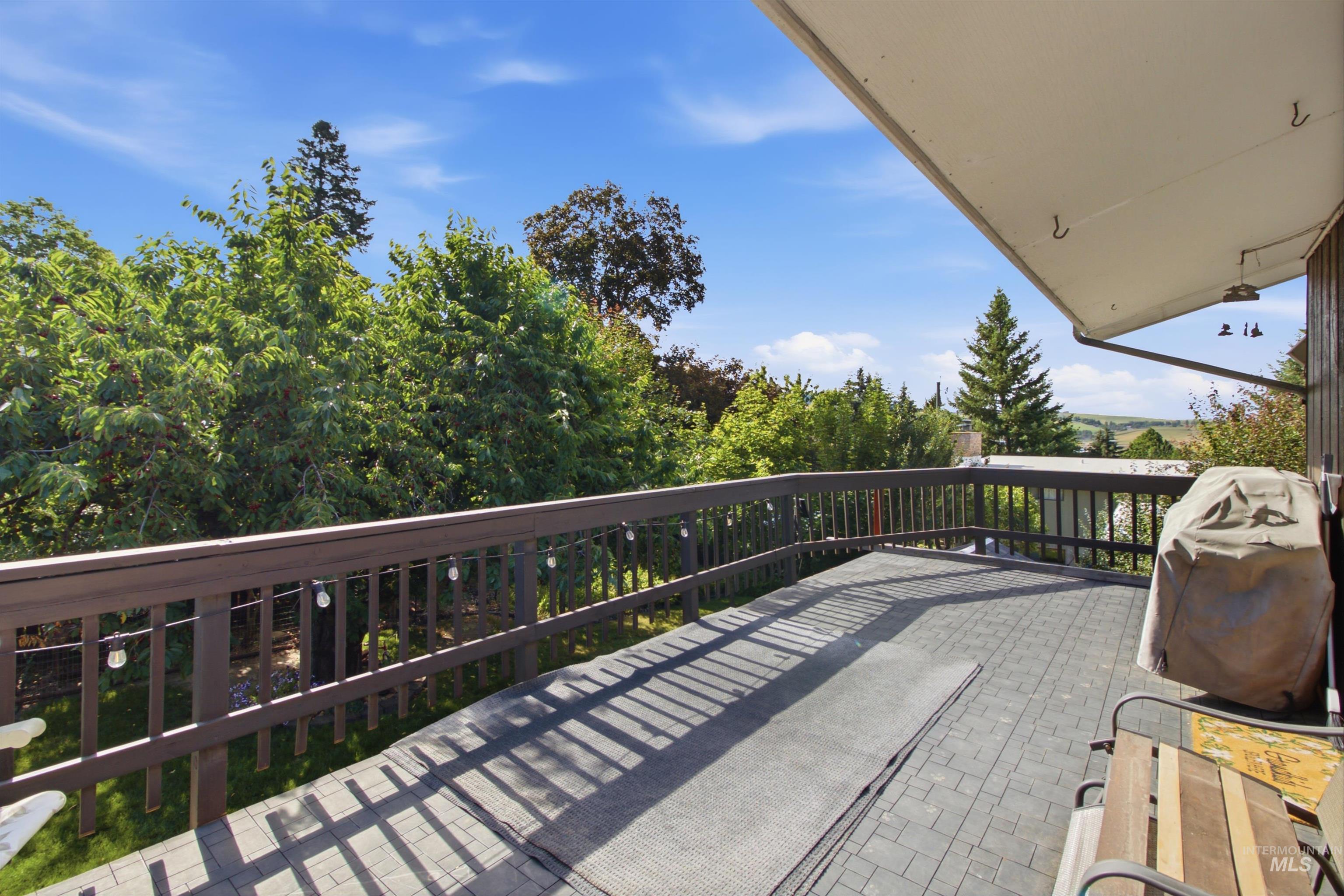 1426 View St, Moscow, Idaho 83843, 4 Bedrooms, 2 Bathrooms, Residential For Sale, Price $469,000, 98992997