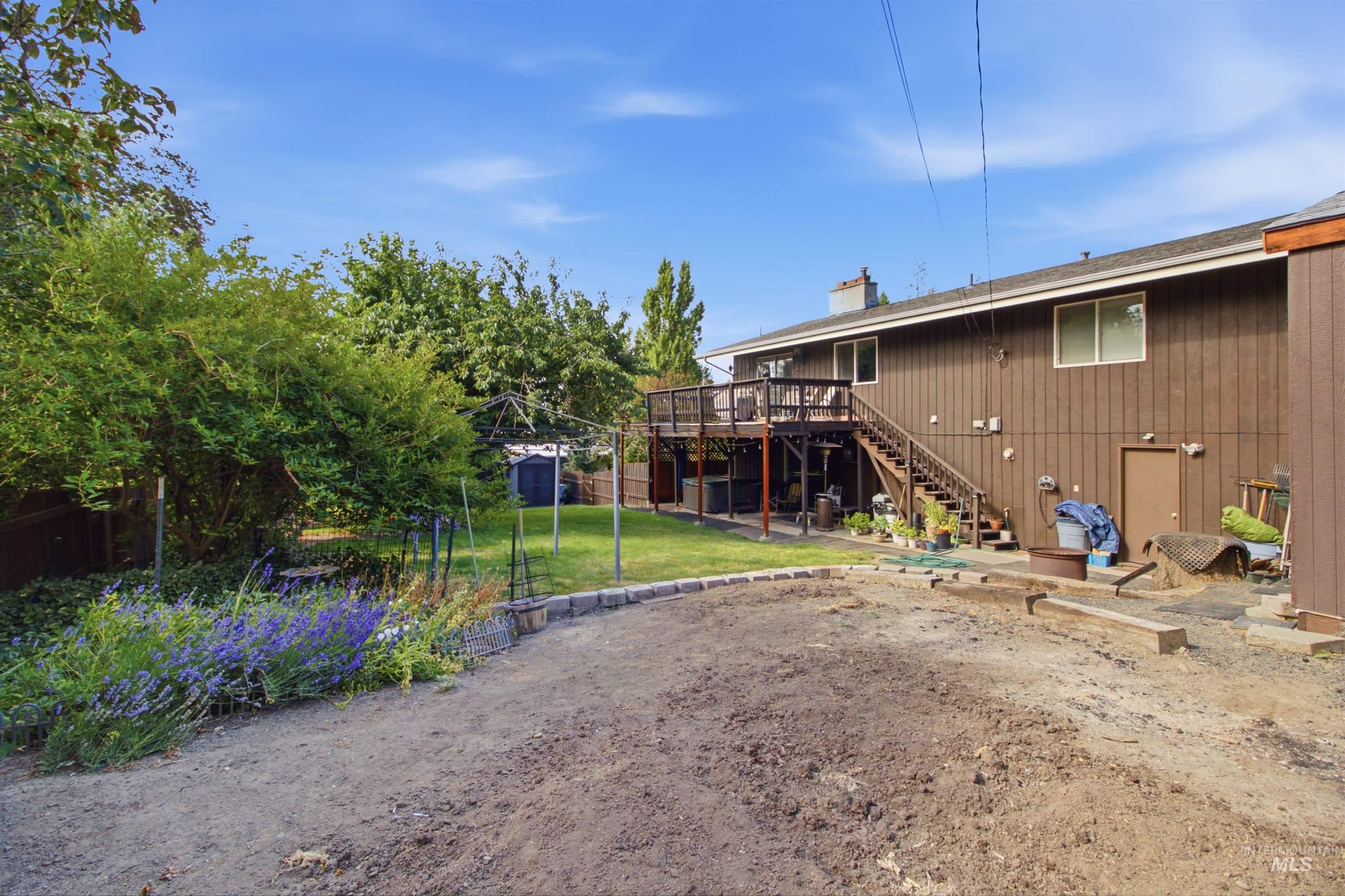 1426 View St, Moscow, Idaho 83843, 4 Bedrooms, 2 Bathrooms, Residential For Sale, Price $469,000, 98992997