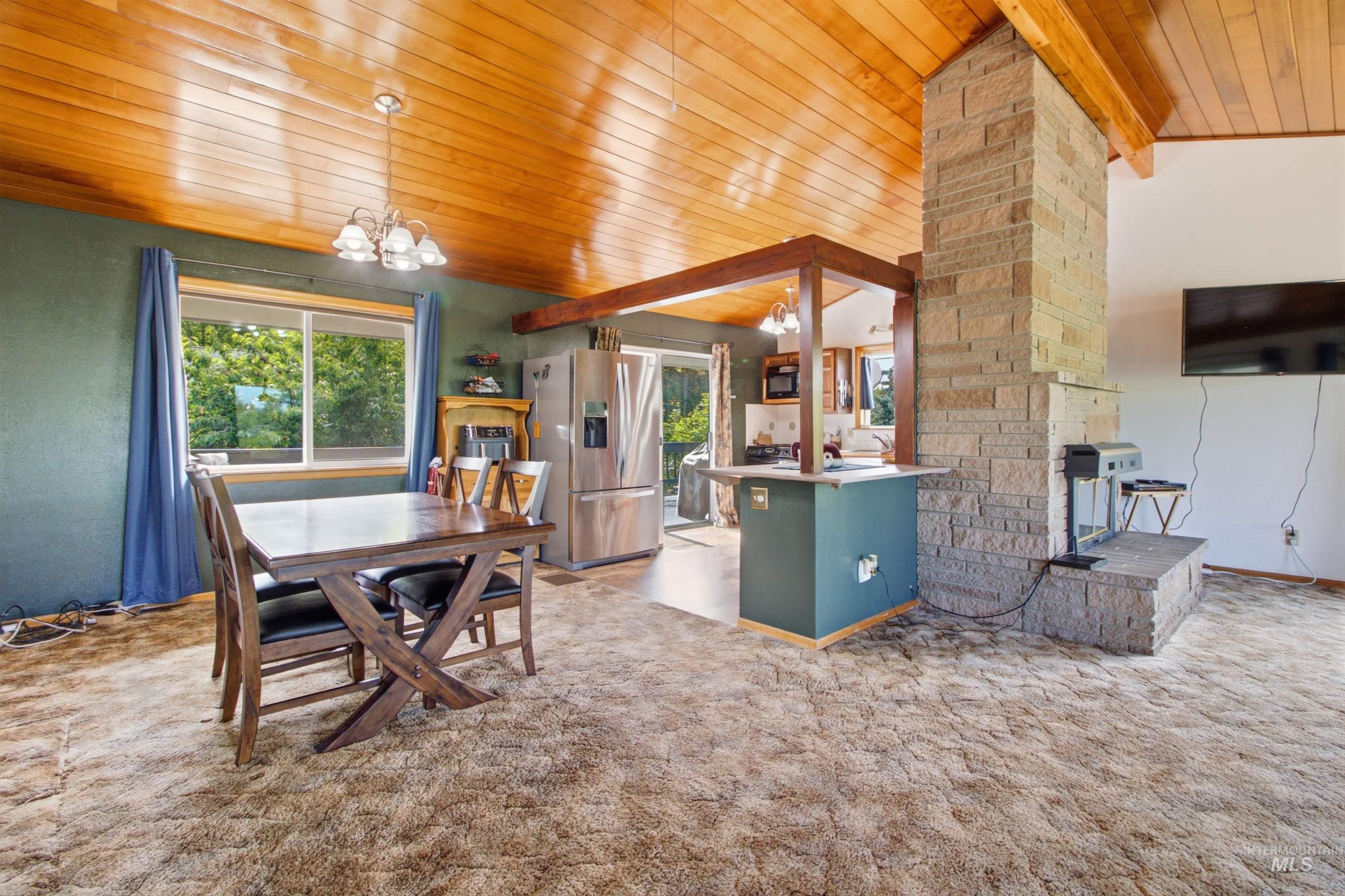1426 View St, Moscow, Idaho 83843, 4 Bedrooms, 2 Bathrooms, Residential For Sale, Price $469,000, 98992997