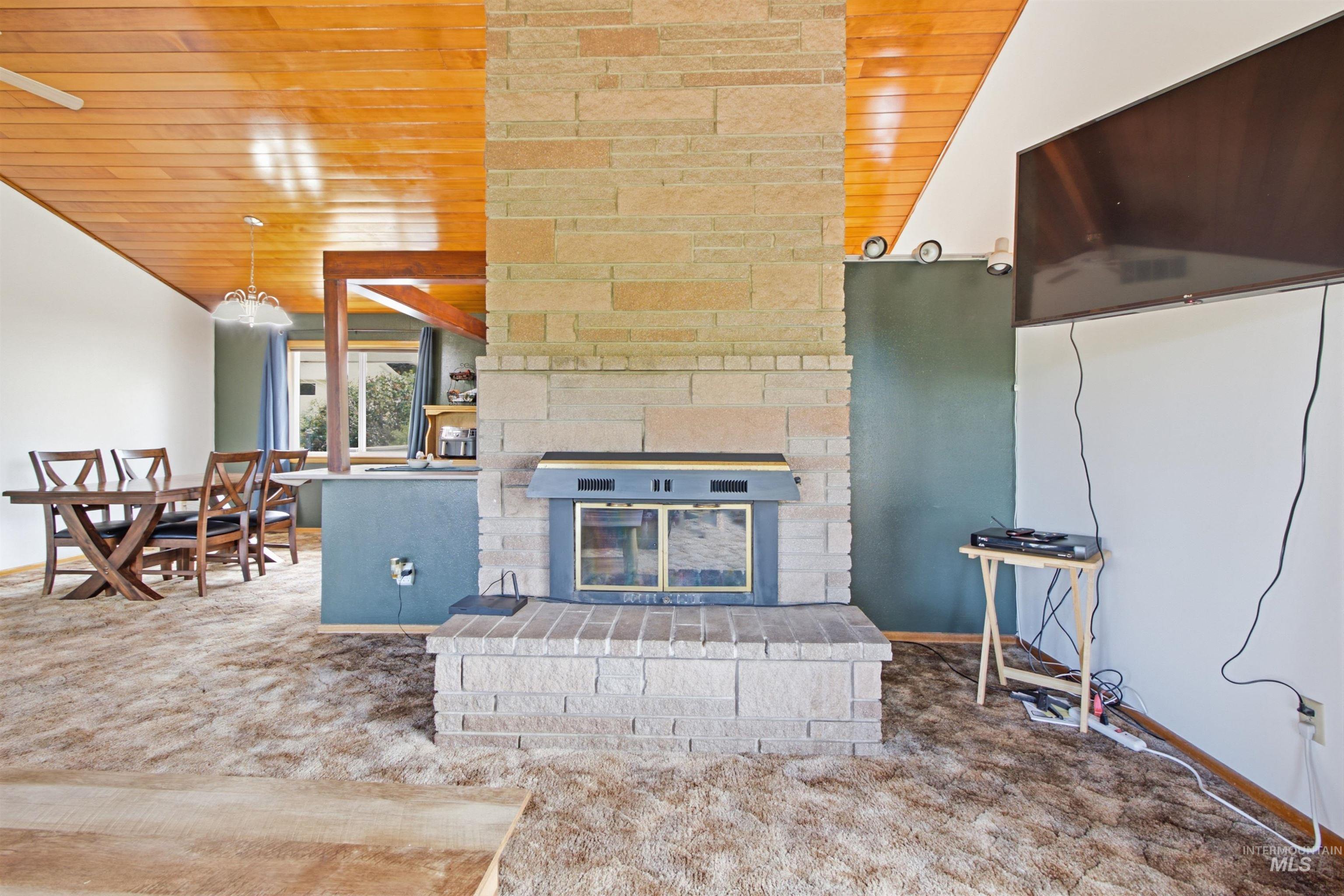 1426 View St, Moscow, Idaho 83843, 4 Bedrooms, 2 Bathrooms, Residential For Sale, Price $469,000, 98992997