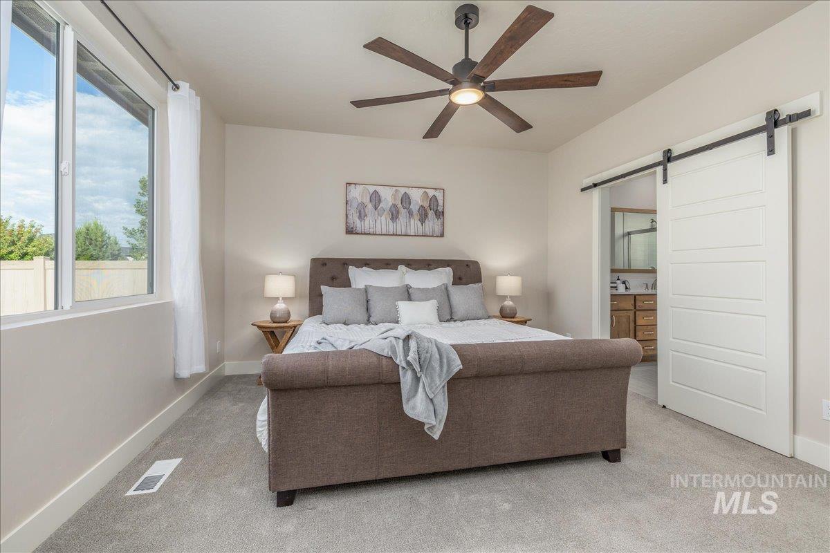 6253 S Hill Farm Way, Meridian, Idaho 83642, 3 Bedrooms, 2 Bathrooms, Residential For Sale, Price $525,000, 98993000