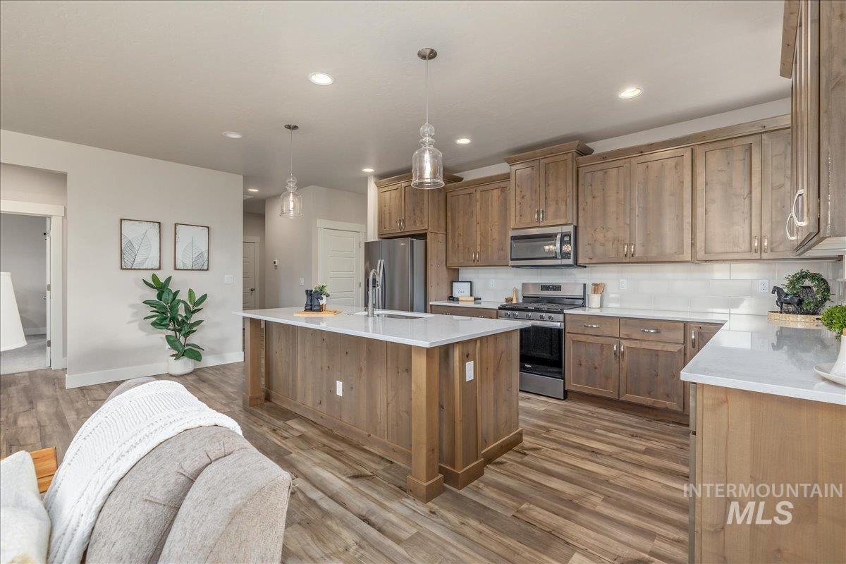 6253 S Hill Farm Way, Meridian, Idaho 83642, 3 Bedrooms, 2 Bathrooms, Residential For Sale, Price $525,000, 98993000