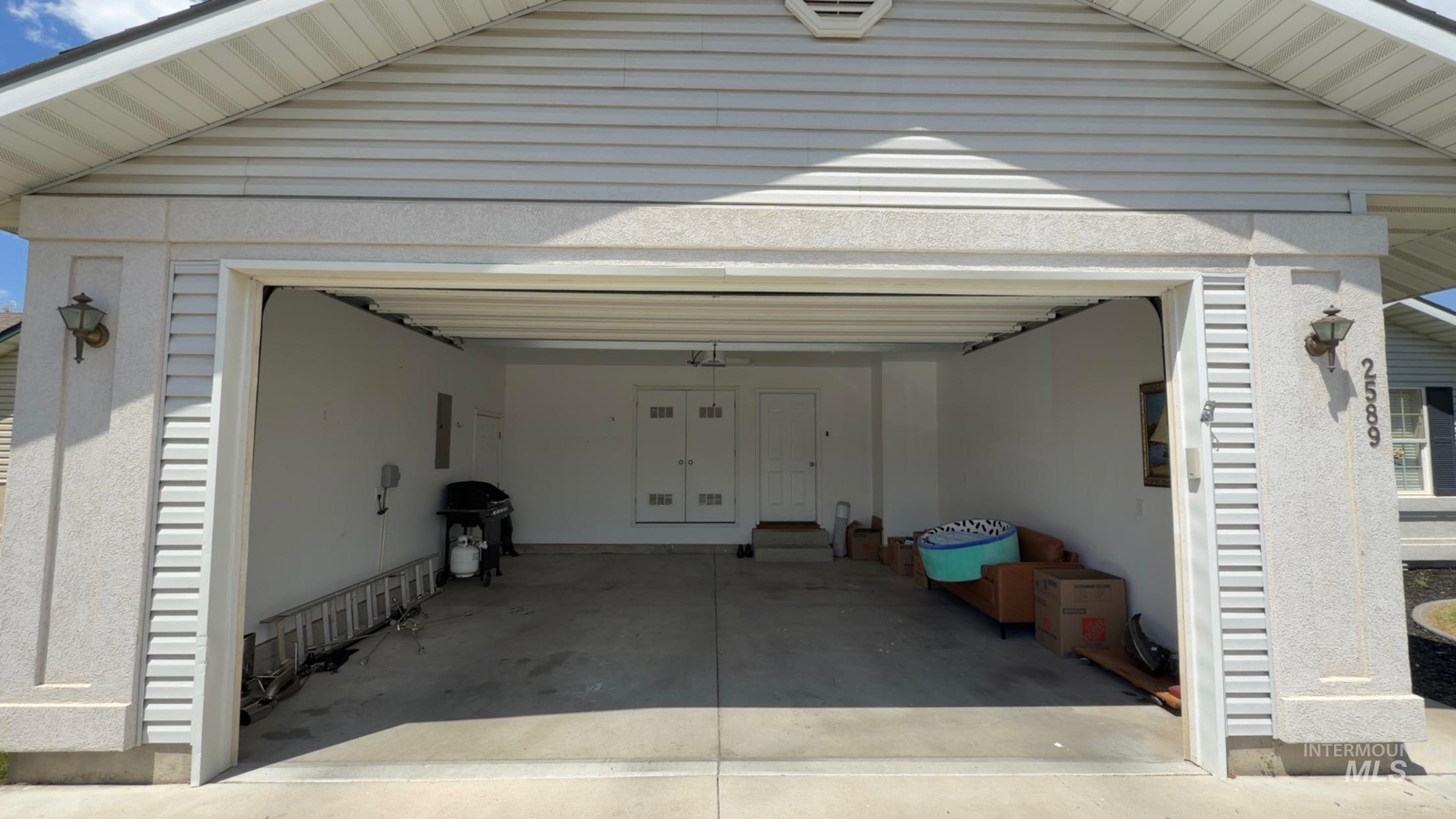 2589 Ironwood Ave, Twin Falls, Idaho 83301, 3 Bedrooms, 2 Bathrooms, Residential For Sale, Price $375,000, 98993002