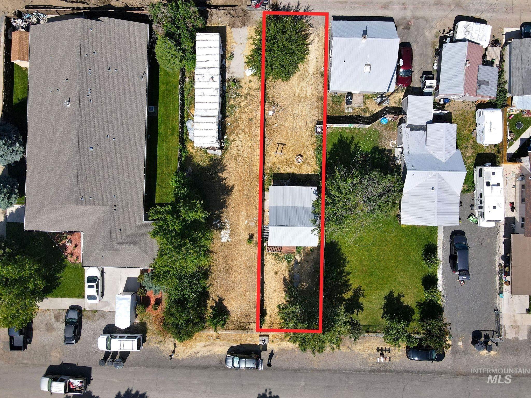 729 California St, Gooding, Idaho 83330, 2 Bedrooms, 1 Bathroom, Residential For Sale, Price $100,000, 98993008
