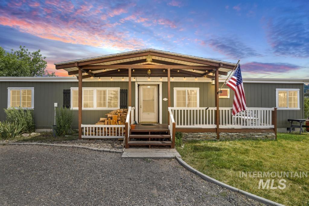 554 N Waucanza St, Dietrich, Idaho 83324, 3 Bedrooms, 2 Bathrooms, Residential For Sale, Price $385,000,MLS 98993010