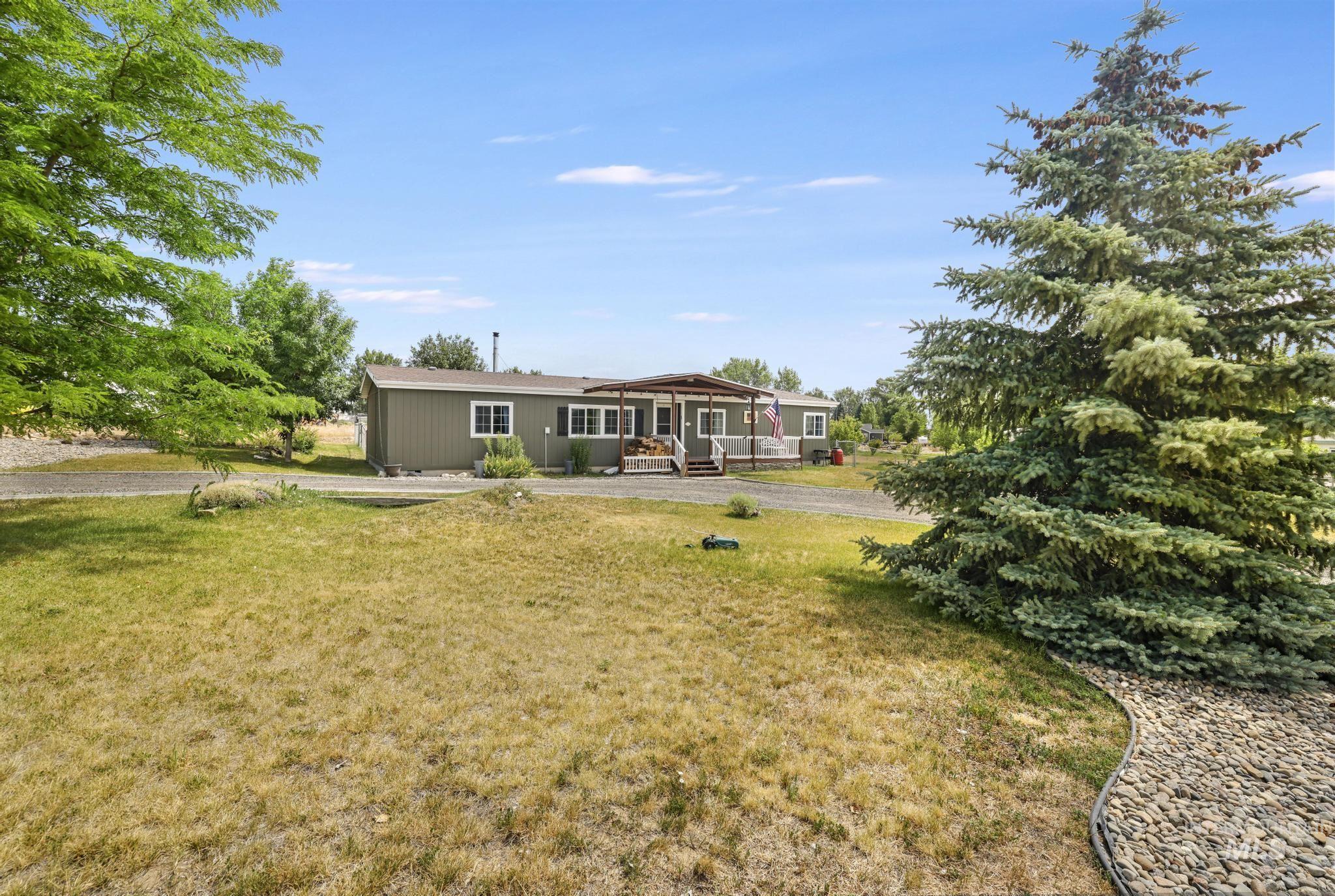 554 N Waucanza St, Dietrich, Idaho 83324, 3 Bedrooms, 2 Bathrooms, Residential For Sale, Price $385,000,MLS 98993010