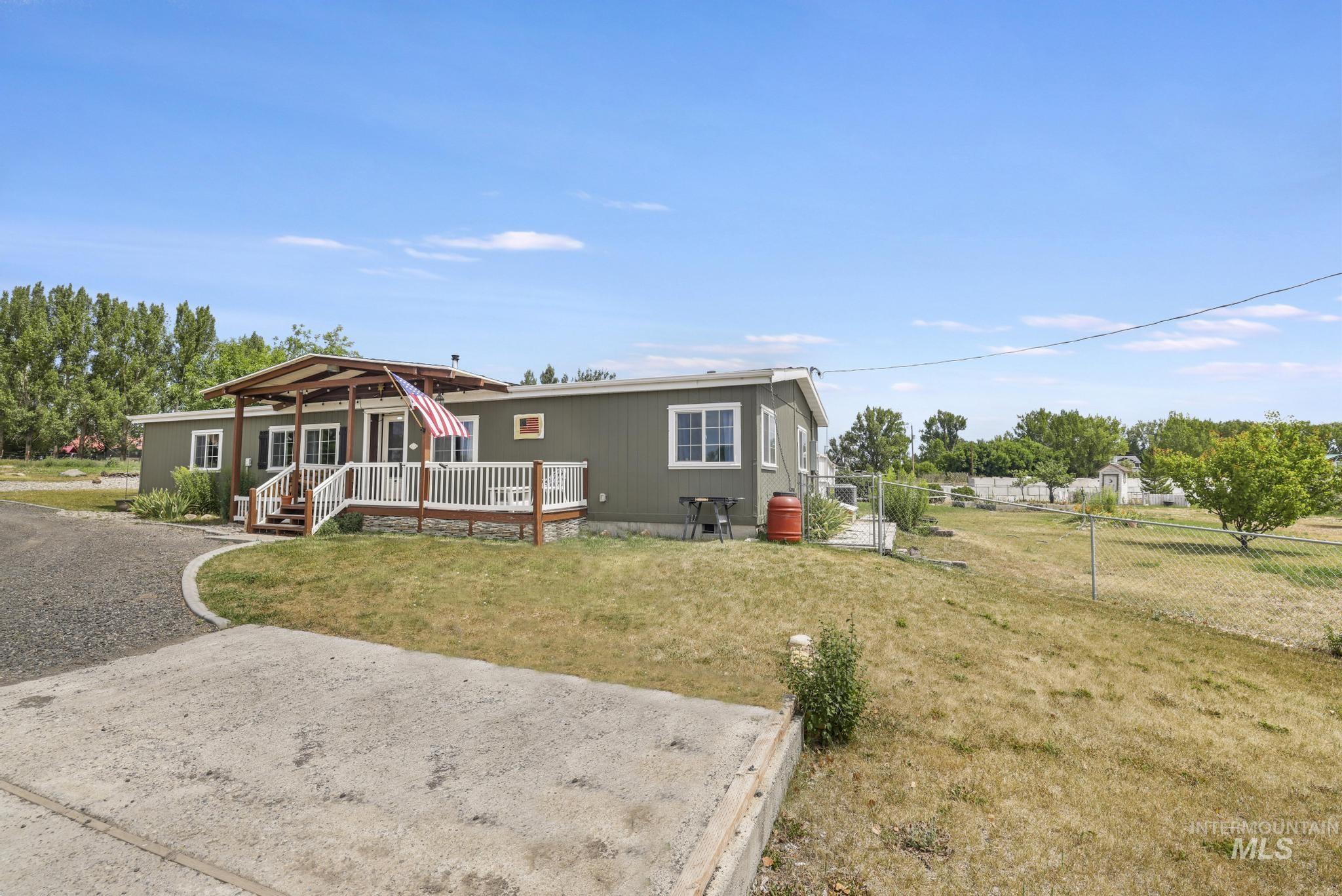 554 N Waucanza St, Dietrich, Idaho 83324, 3 Bedrooms, 2 Bathrooms, Residential For Sale, Price $385,000,MLS 98993010