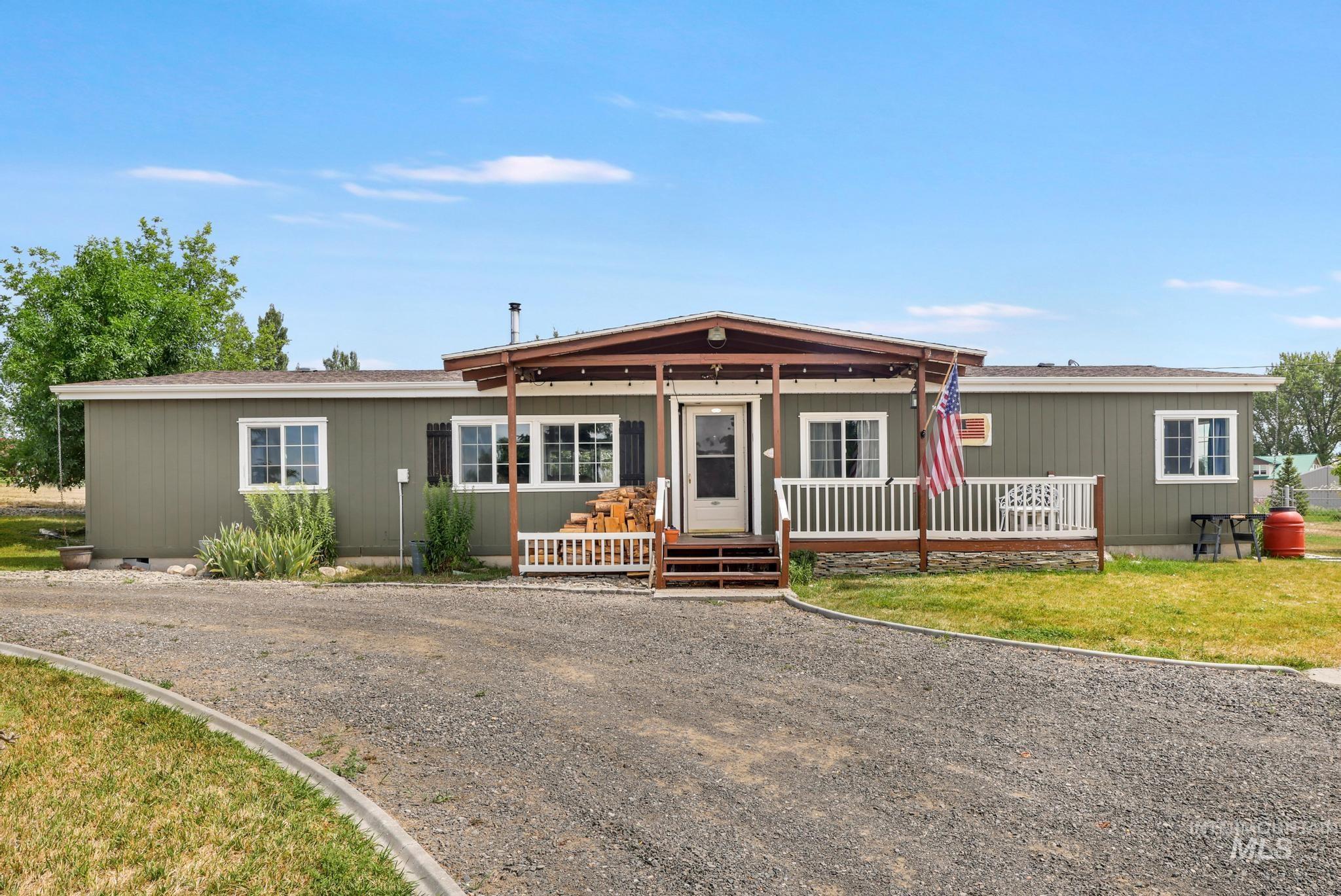 554 N Waucanza St, Dietrich, Idaho 83324, 3 Bedrooms, 2 Bathrooms, Residential For Sale, Price $400,000, 98993010