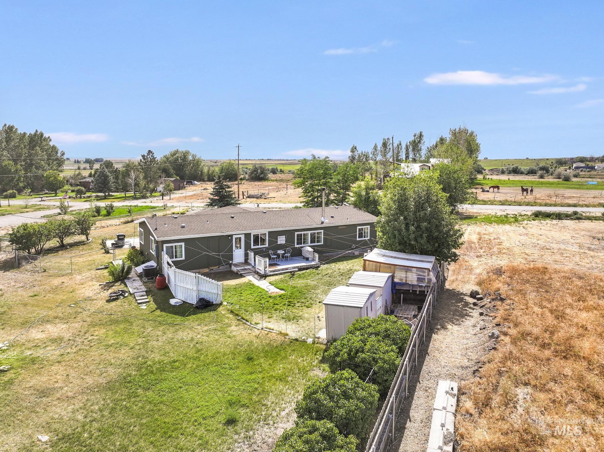 554 N Waucanza St, Dietrich, Idaho 83324, 3 Bedrooms, 2 Bathrooms, Residential For Sale, Price $385,000,MLS 98993010