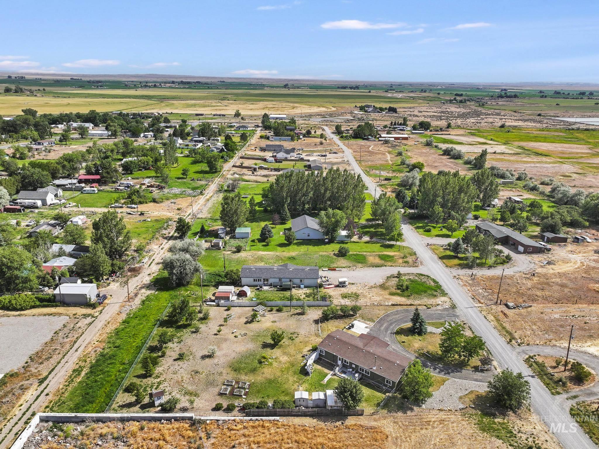 554 N Waucanza St, Dietrich, Idaho 83324, 3 Bedrooms, 2 Bathrooms, Residential For Sale, Price $400,000, 98993010