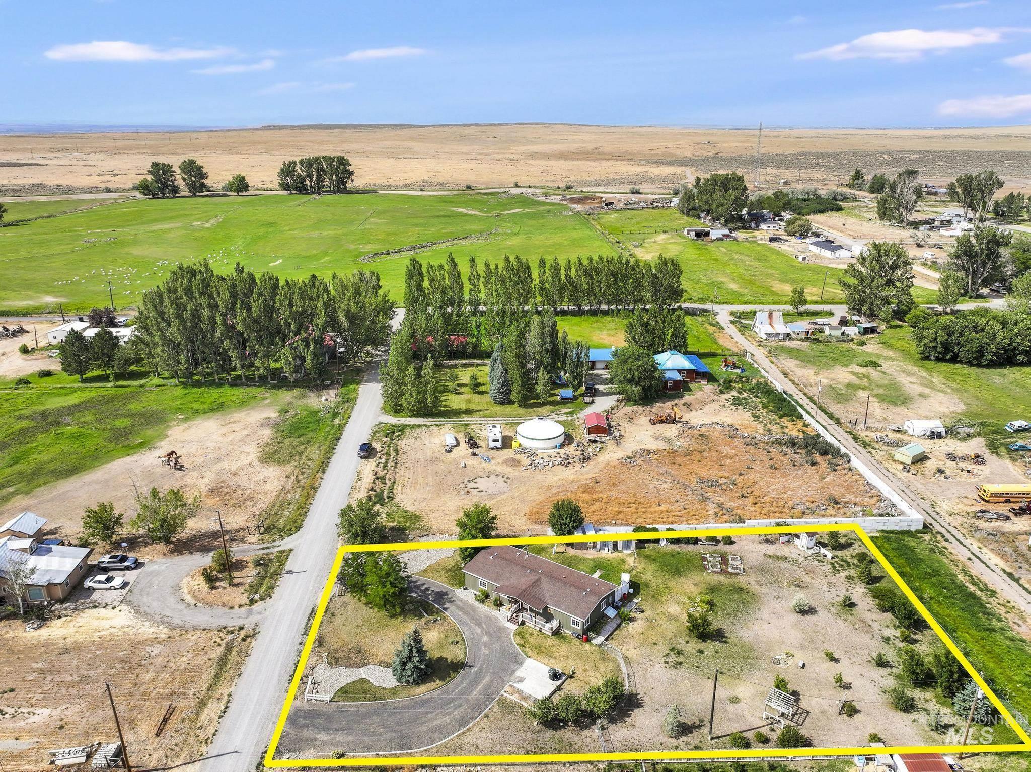 554 N Waucanza St, Dietrich, Idaho 83324, 3 Bedrooms, 2 Bathrooms, Residential For Sale, Price $400,000, 98993010