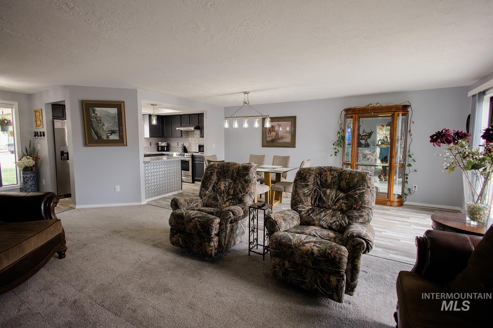 1530 Rosewood St, Mountain Home, Idaho 83647, 3 Bedrooms, 2 Bathrooms, Residential For Sale, Price $360,000, 98993011