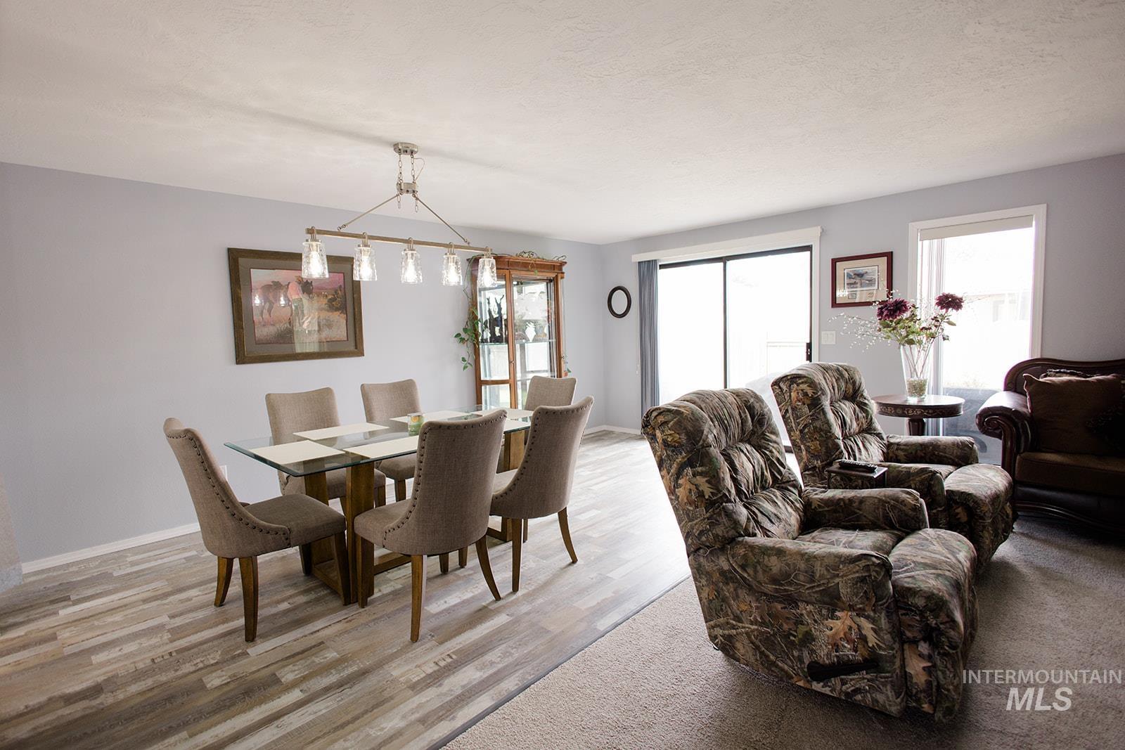 1530 Rosewood St, Mountain Home, Idaho 83647, 3 Bedrooms, 2 Bathrooms, Residential For Sale, Price $360,000, 98993011
