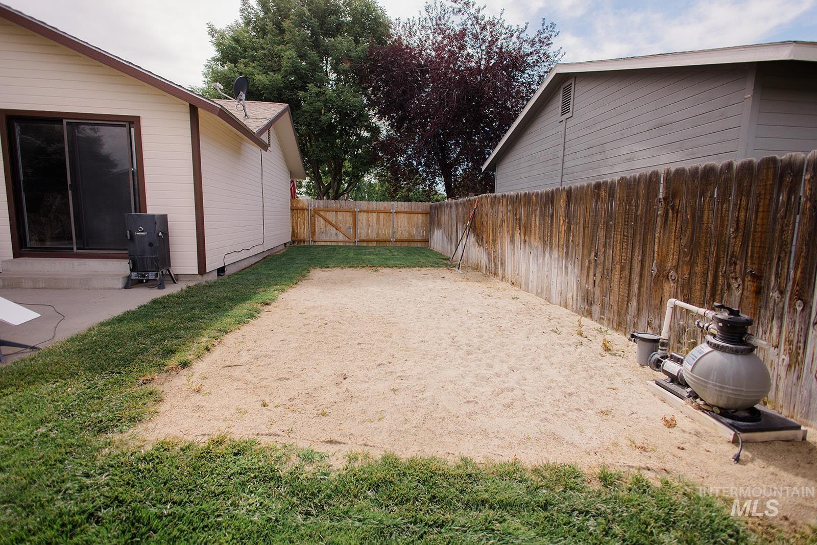 1530 Rosewood St, Mountain Home, Idaho 83647, 3 Bedrooms, 2 Bathrooms, Residential For Sale, Price $360,000, 98993011