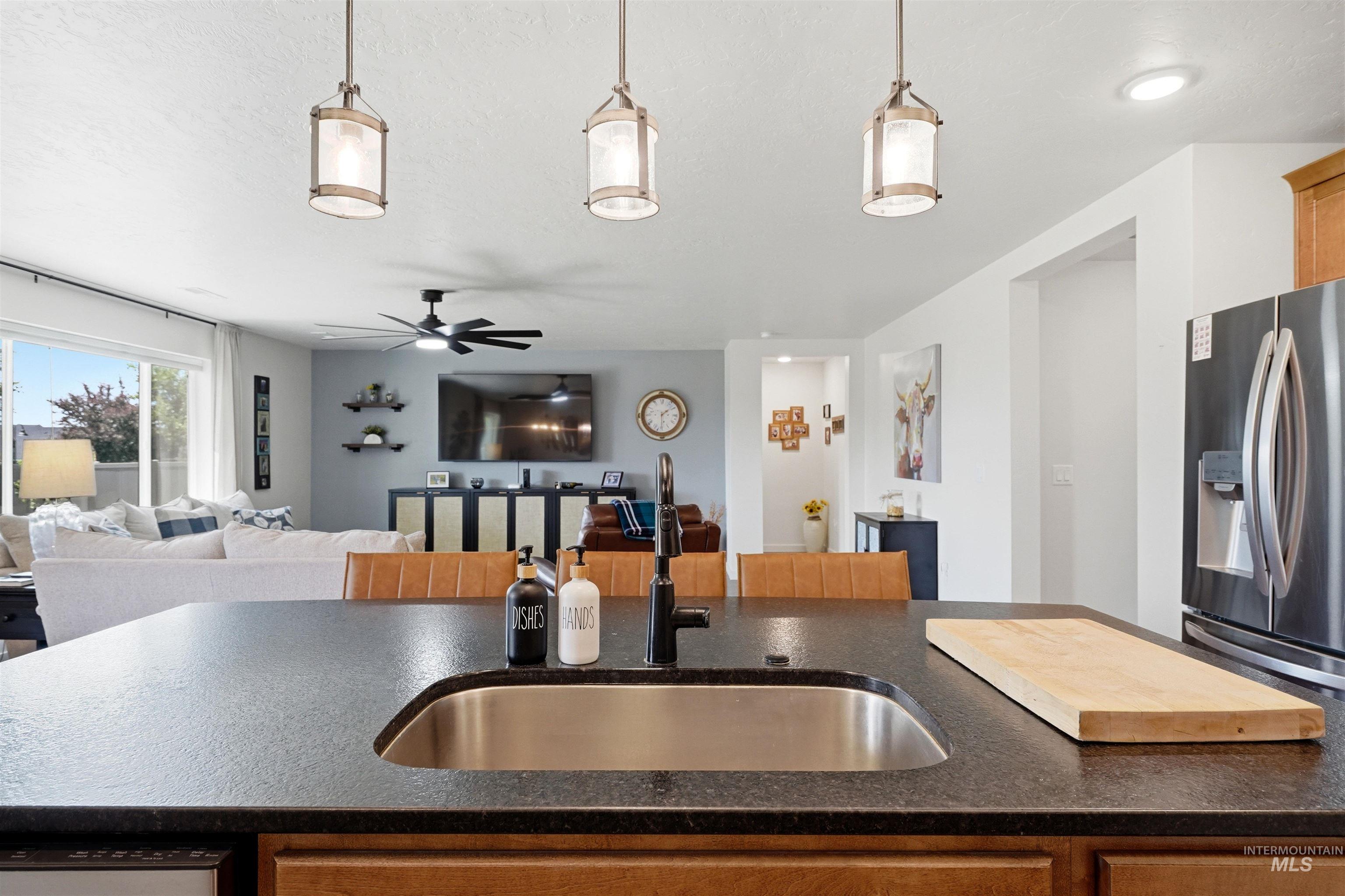 10457 W Tower Grove Ct., Star, Idaho 83669, 3 Bedrooms, 2 Bathrooms, Residential For Sale, Price $599,000, 98993012