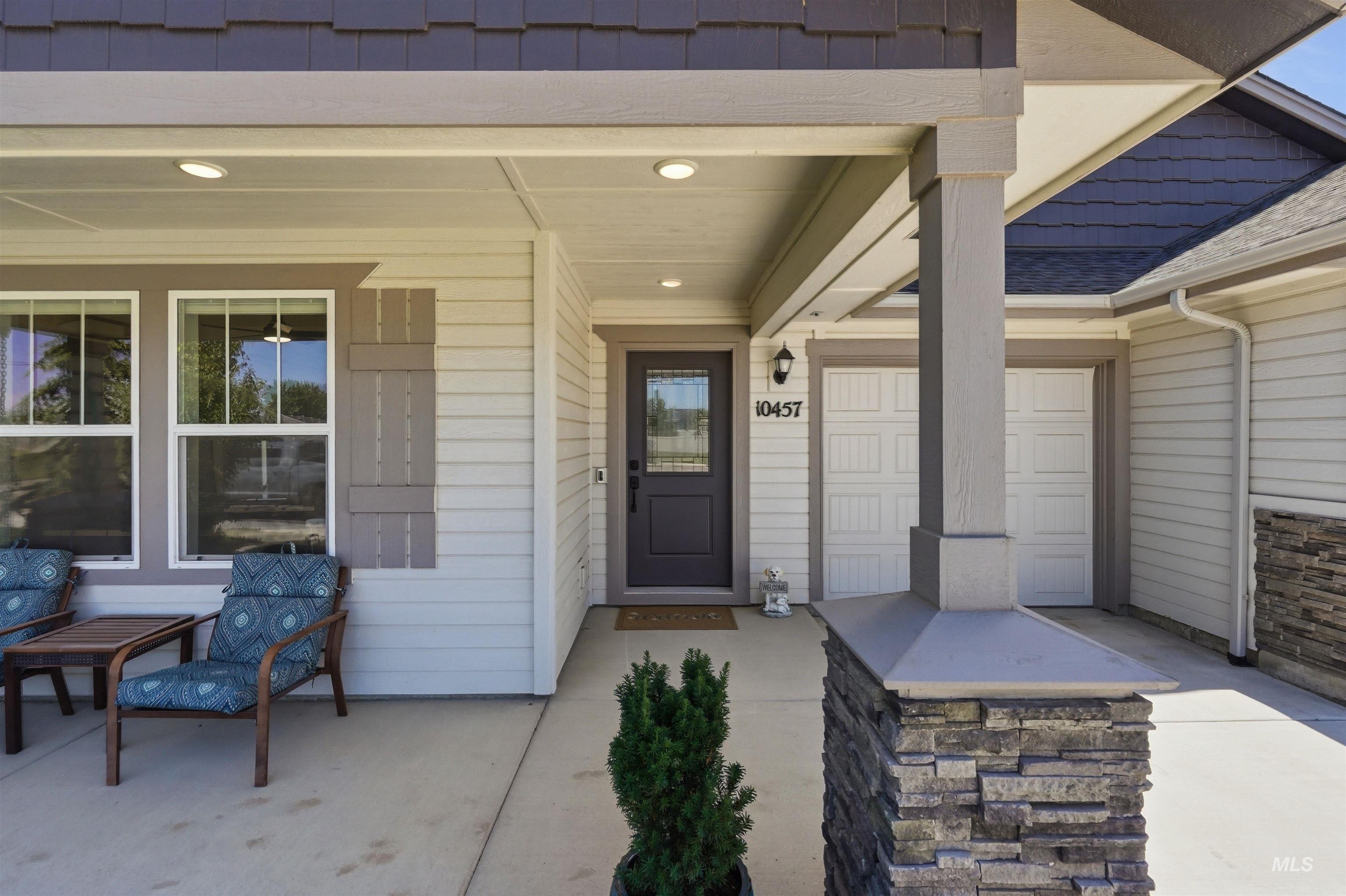 10457 W Tower Grove Ct., Star, Idaho 83669, 3 Bedrooms, 2 Bathrooms, Residential For Sale, Price $599,000, 98993012