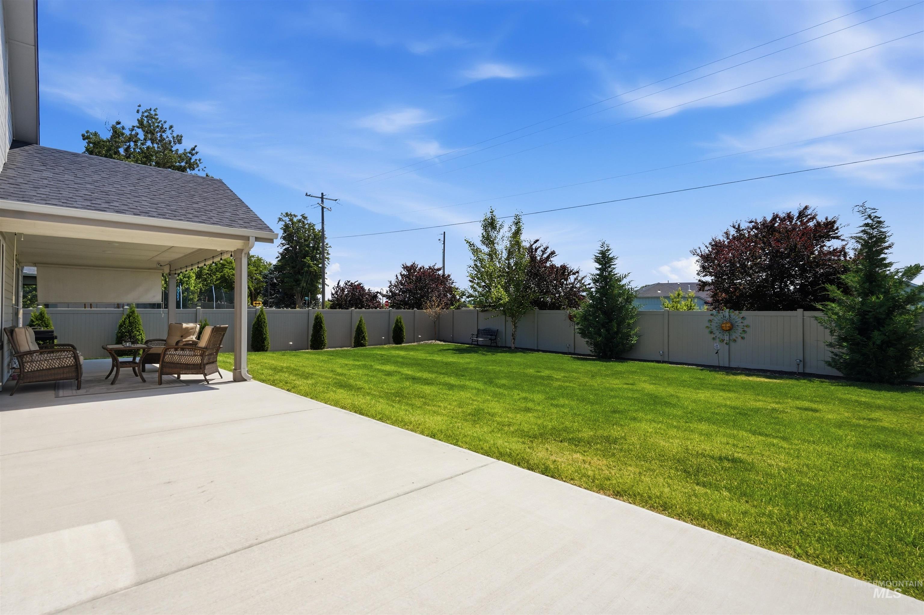 10457 W Tower Grove Ct., Star, Idaho 83669, 3 Bedrooms, 2 Bathrooms, Residential For Sale, Price $599,000, 98993012