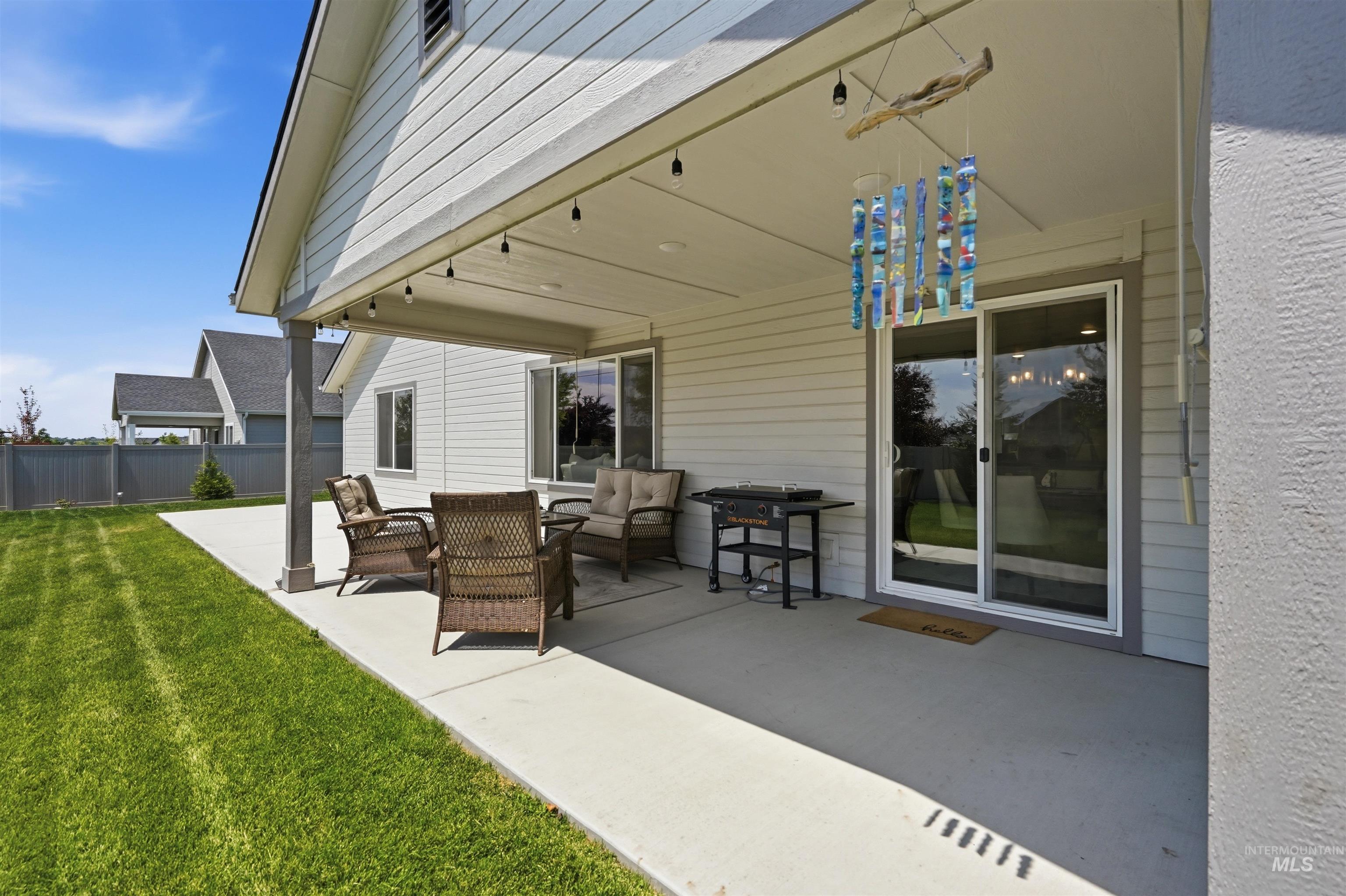 10457 W Tower Grove Ct., Star, Idaho 83669, 3 Bedrooms, 2 Bathrooms, Residential For Sale, Price $599,000, 98993012