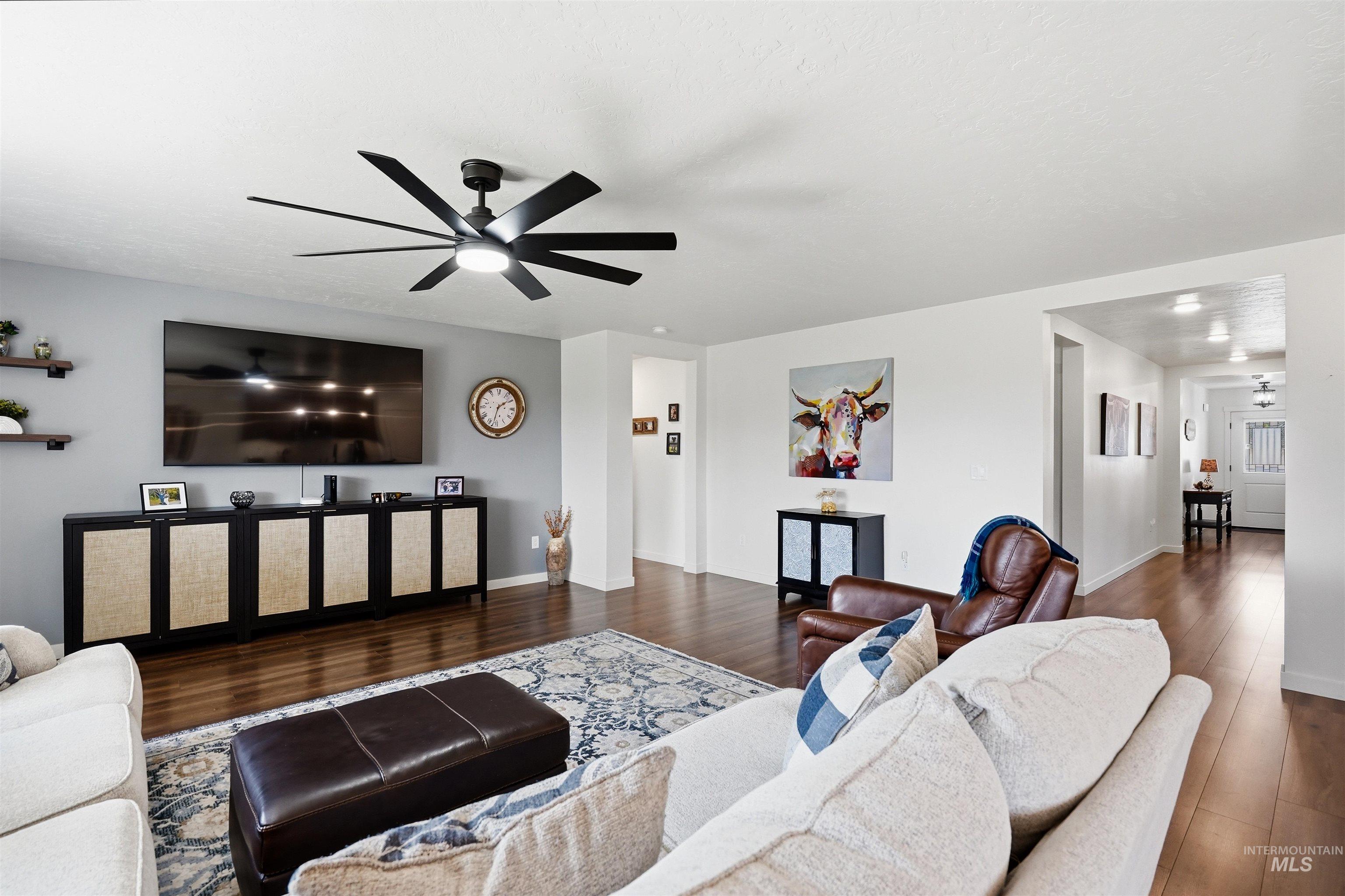10457 W Tower Grove Ct., Star, Idaho 83669, 3 Bedrooms, 2 Bathrooms, Residential For Sale, Price $599,000, 98993012