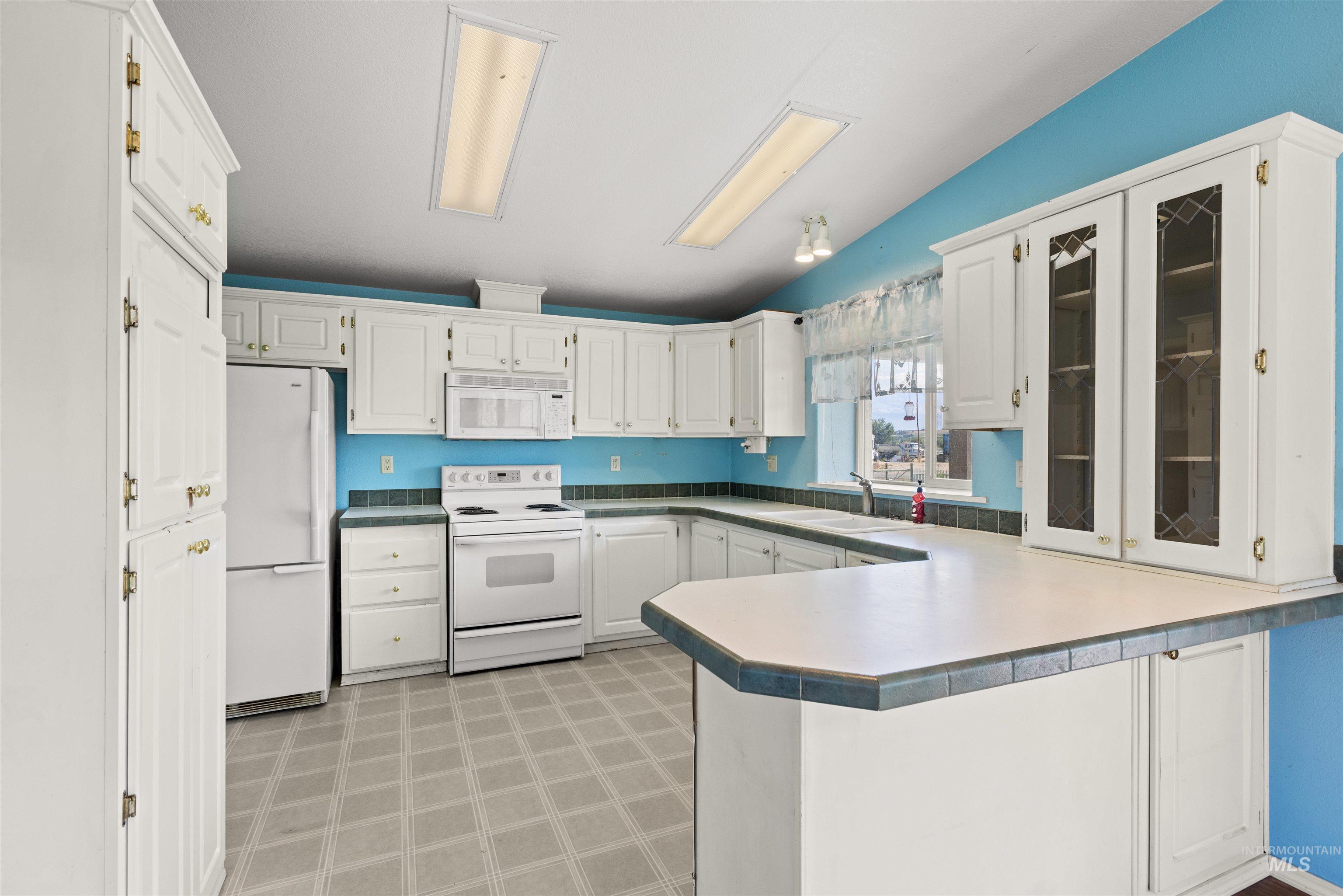 5733 Old Bruneau Hwy, Marsing, Idaho 83639, 3 Bedrooms, 2 Bathrooms, Residential For Sale, Price $420,000, 98993014