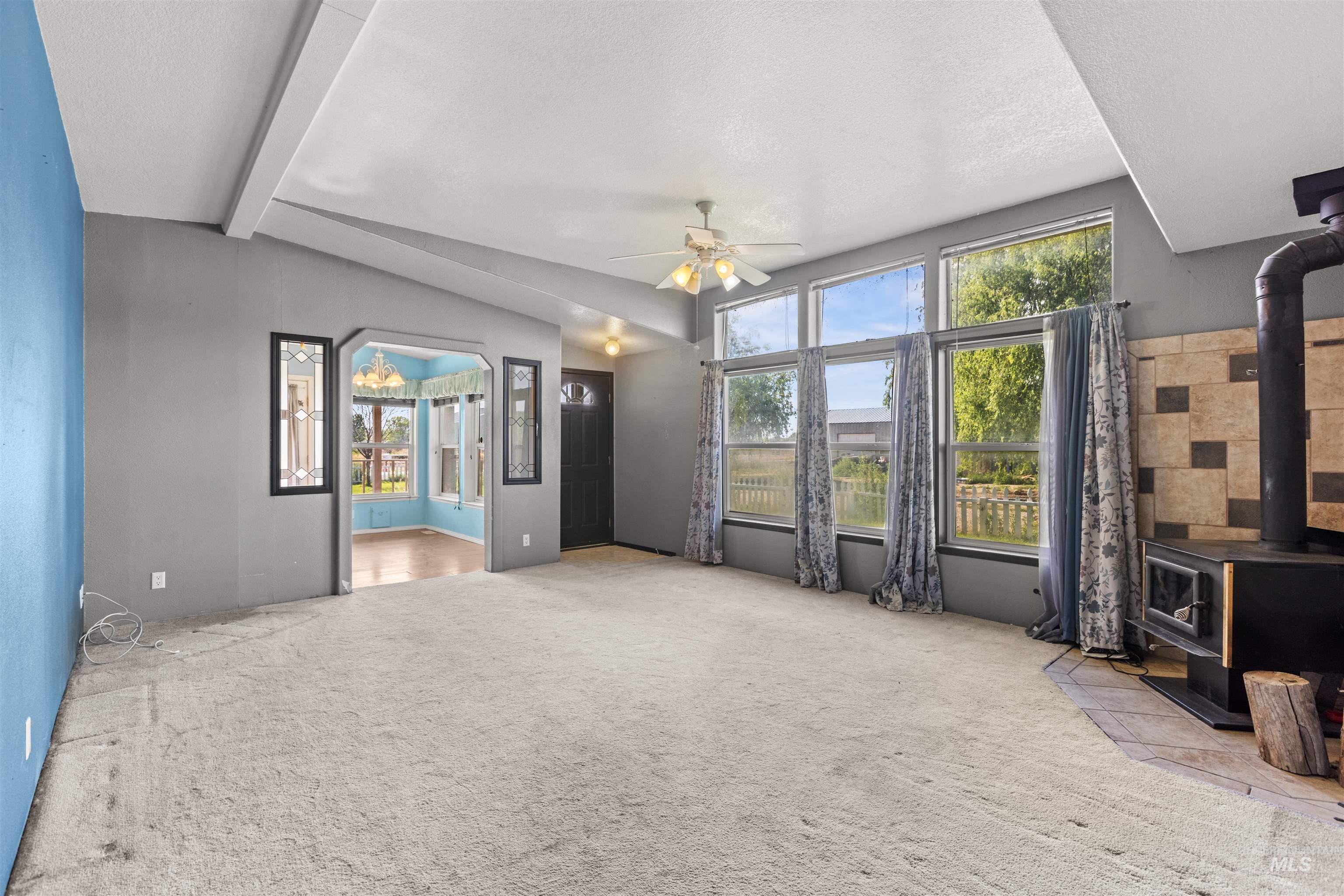 5733 Old Bruneau Hwy, Marsing, Idaho 83639, 3 Bedrooms, 2 Bathrooms, Residential For Sale, Price $420,000, 98993014