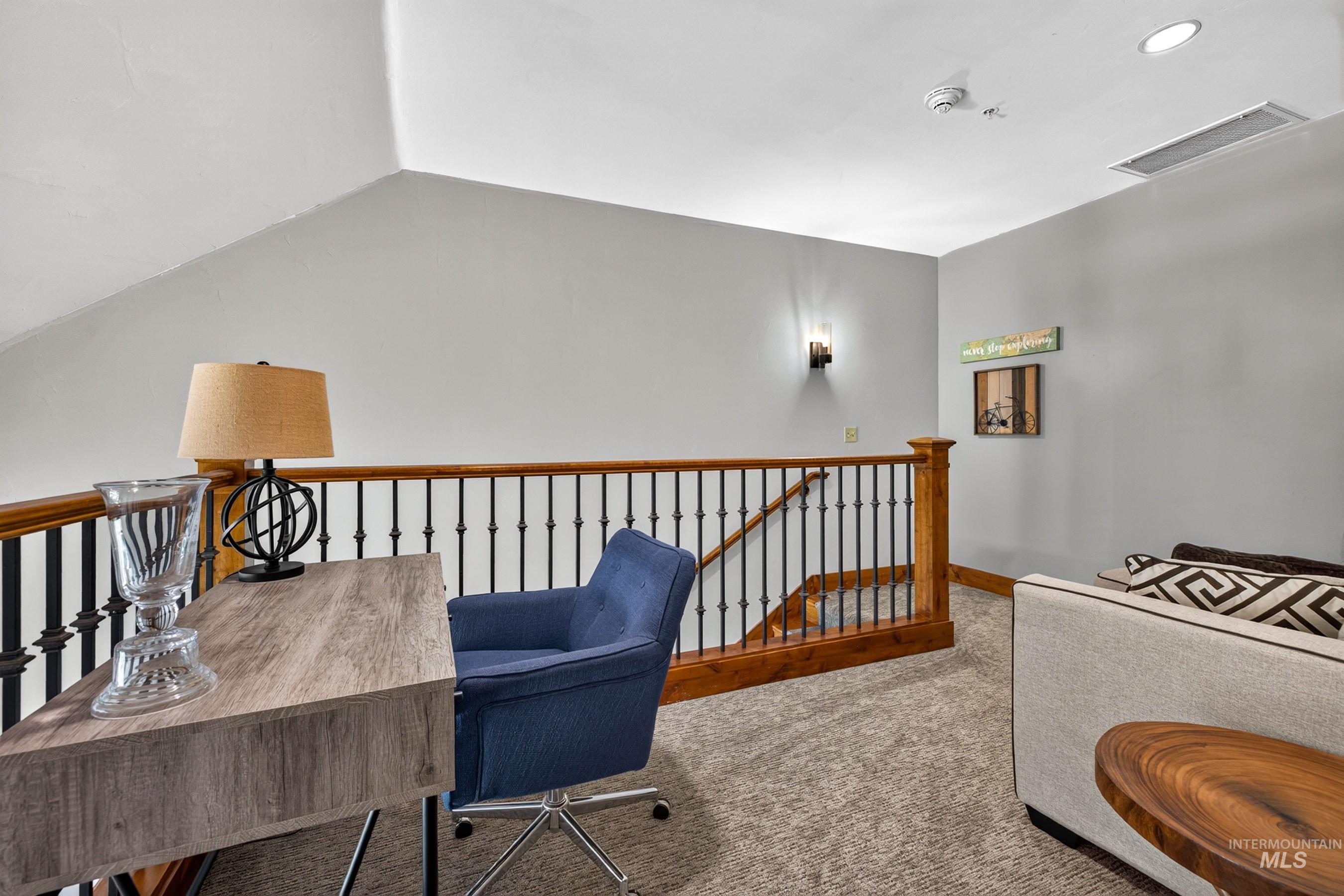 75 Arling Center Court, Donnelly, Idaho 83615, 2 Bedrooms, 2 Bathrooms, Residential For Sale, Price $1,199,000, 98993015