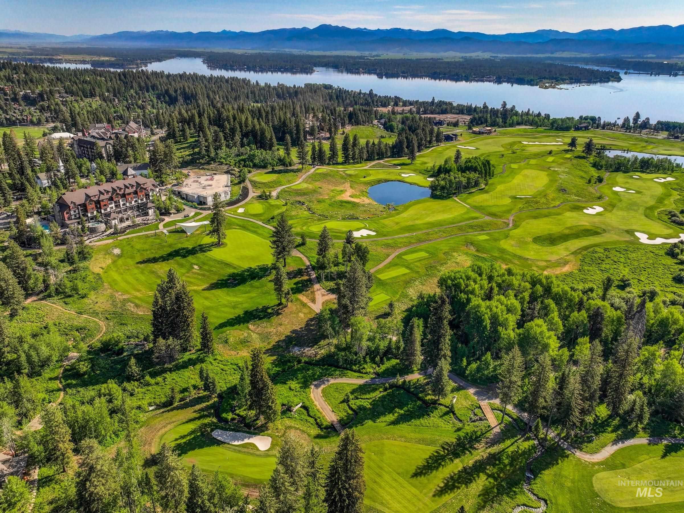 75 Arling Center Court, Donnelly, Idaho 83615, 2 Bedrooms, 2 Bathrooms, Residential For Sale, Price $1,199,000, 98993015