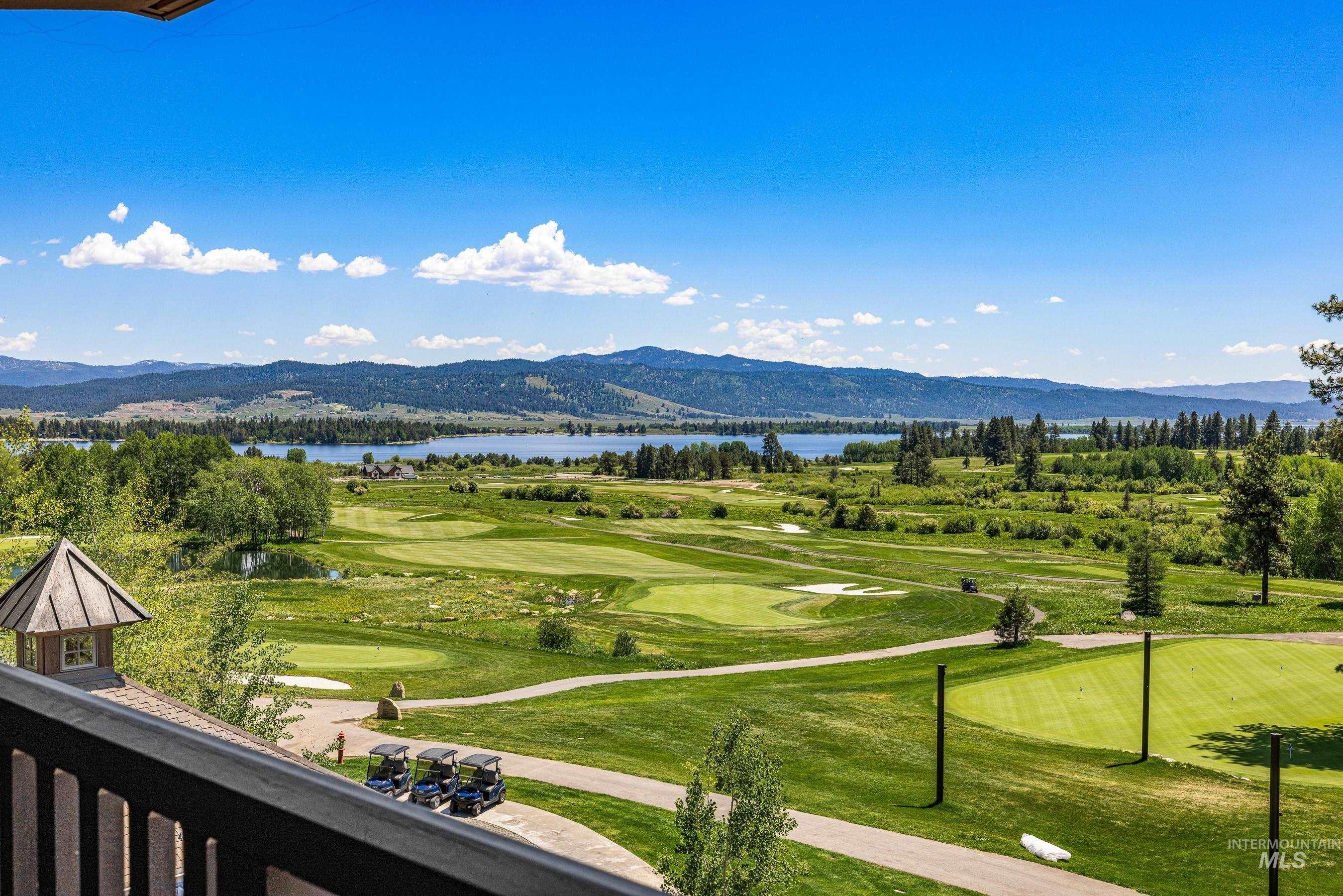 75 Arling Center Court, Donnelly, Idaho 83615, 2 Bedrooms, 2 Bathrooms, Residential For Sale, Price $1,199,000, 98993015