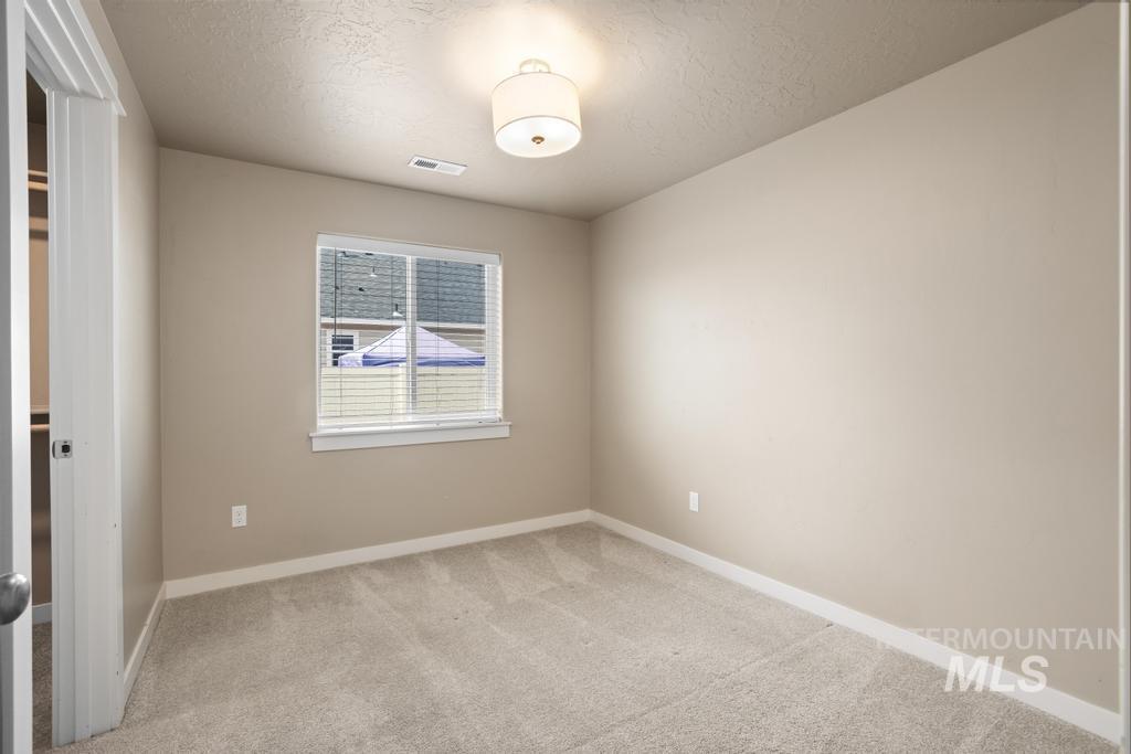 518 Belville Place, Caldwell, Idaho 83605, 3 Bedrooms, 2 Bathrooms, Residential For Sale, Price $380,000, 98993020