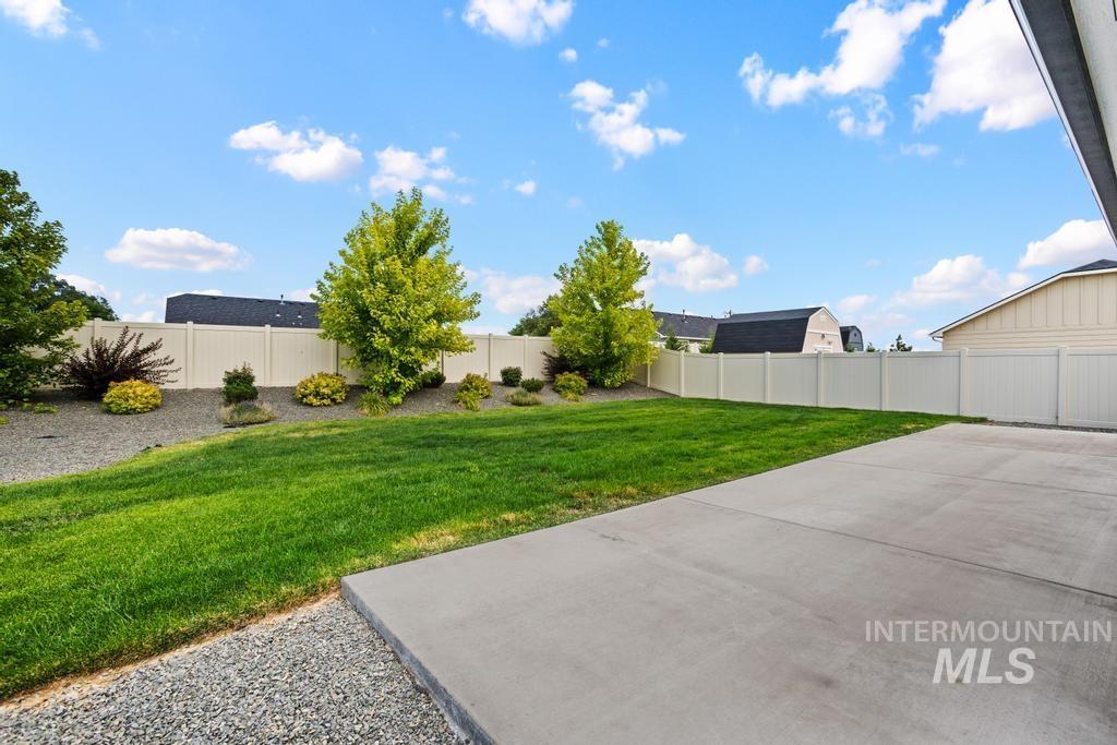 518 Belville Place, Caldwell, Idaho 83605, 3 Bedrooms, 2 Bathrooms, Residential For Sale, Price $380,000, 98993020