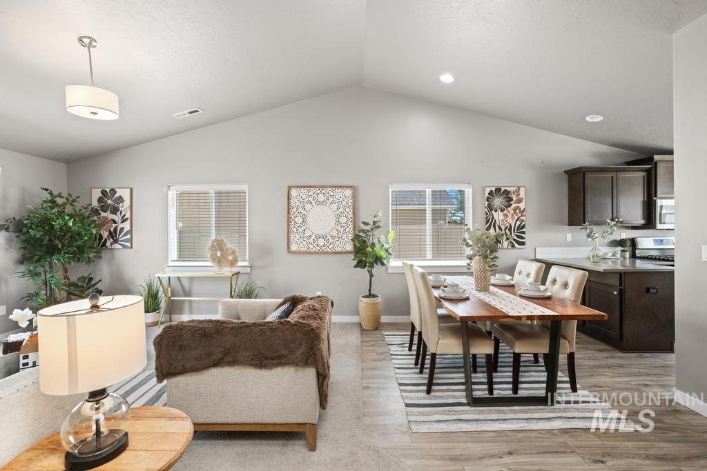 518 Belville Place, Caldwell, Idaho 83605, 3 Bedrooms, 2 Bathrooms, Residential For Sale, Price $380,000, 98993020